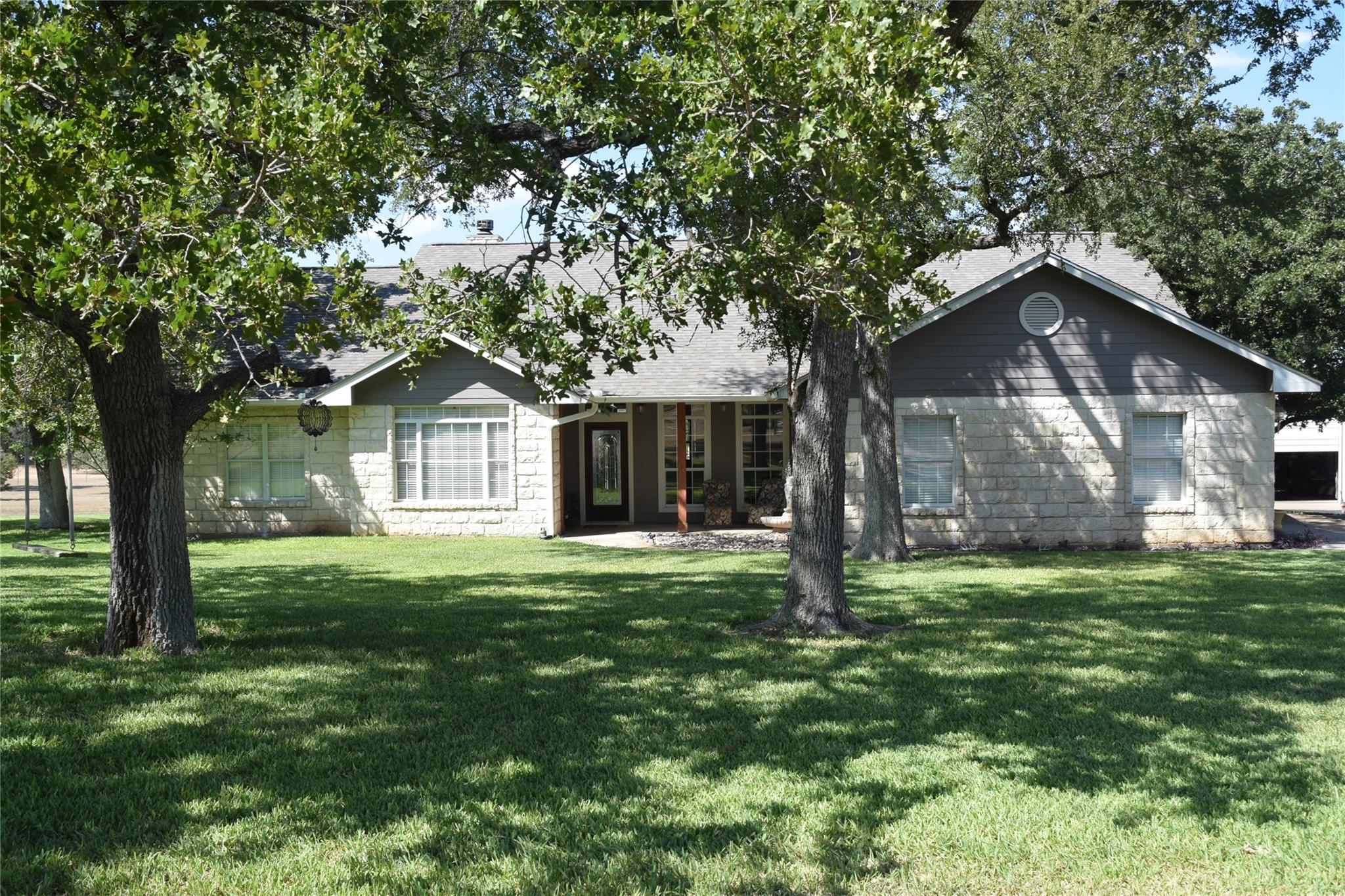 2116 County Road 403 None — photo 1