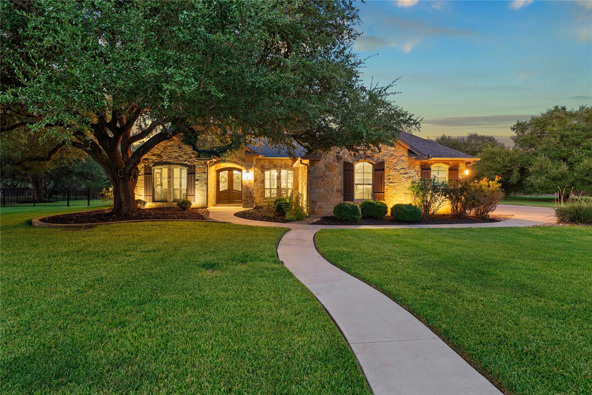 3041 Rolling Meadow Dr — photo 1