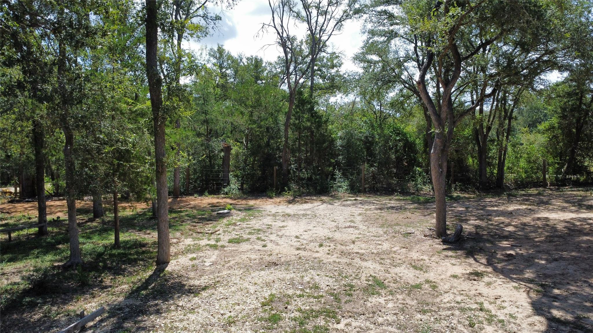959 Carter Rd — photo 1
