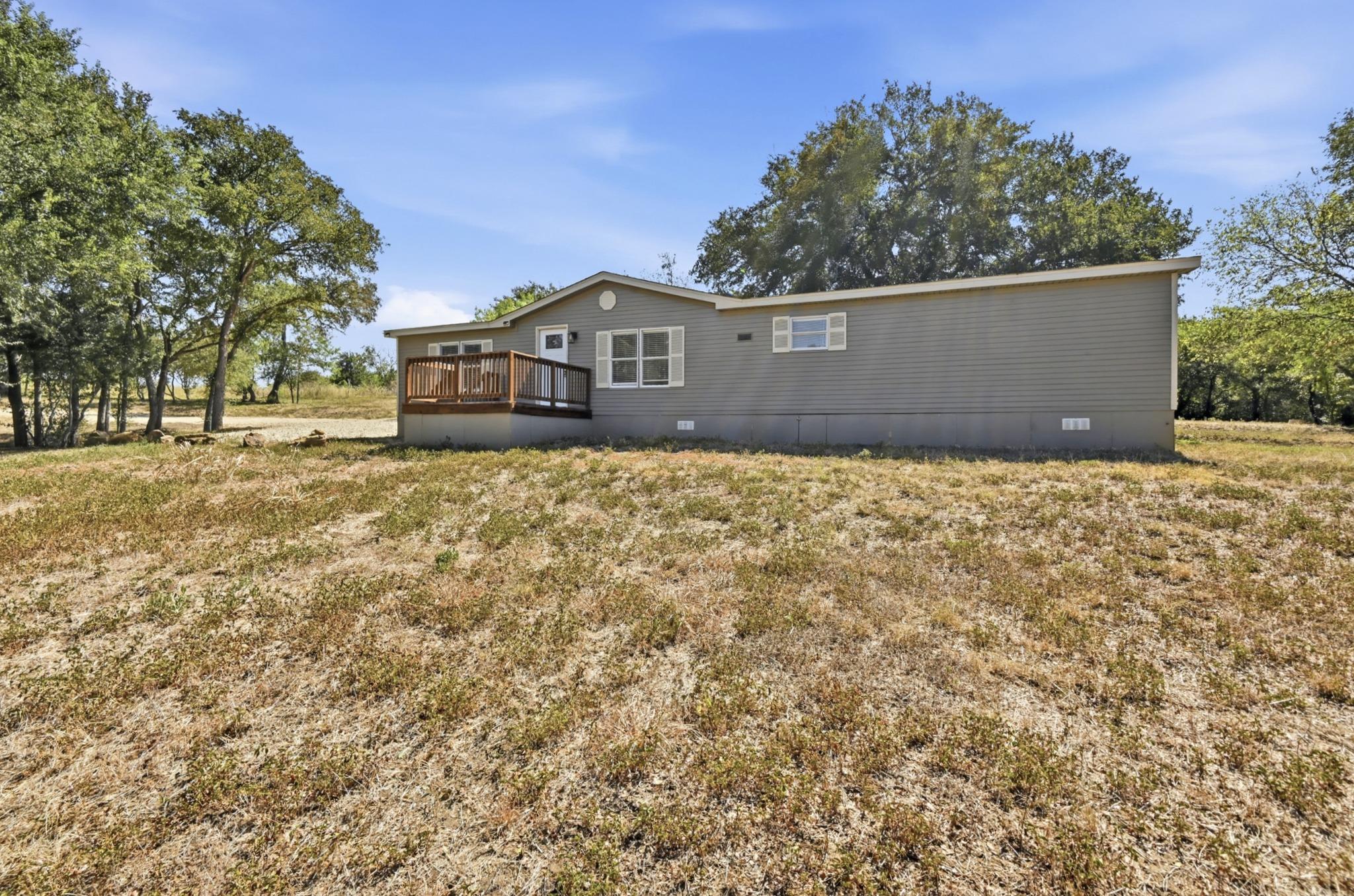 871 Political Rd — photo 1