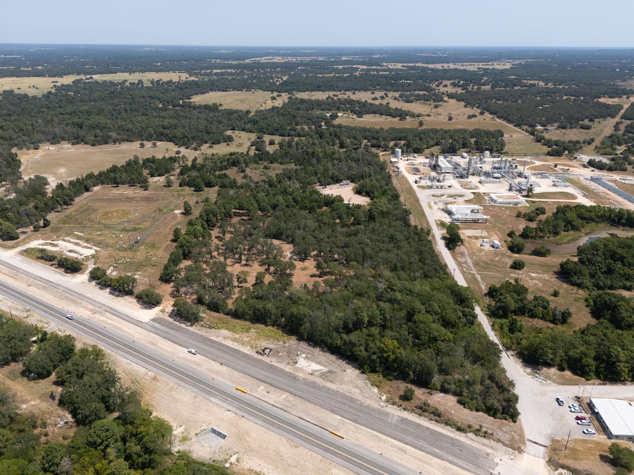 7604 N US Highway 77 Hwy — photo 1