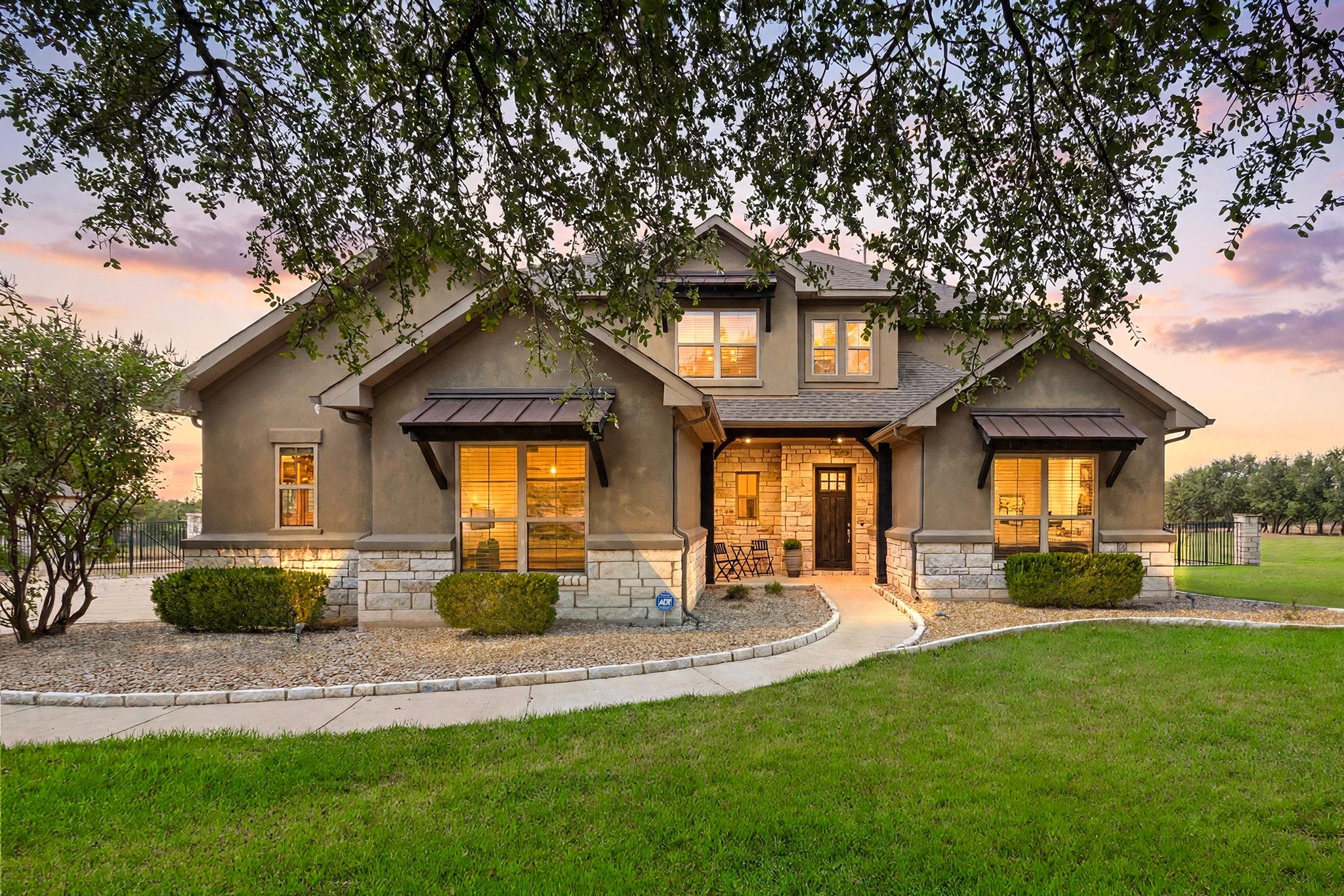 313 Escondido Dr — photo 1