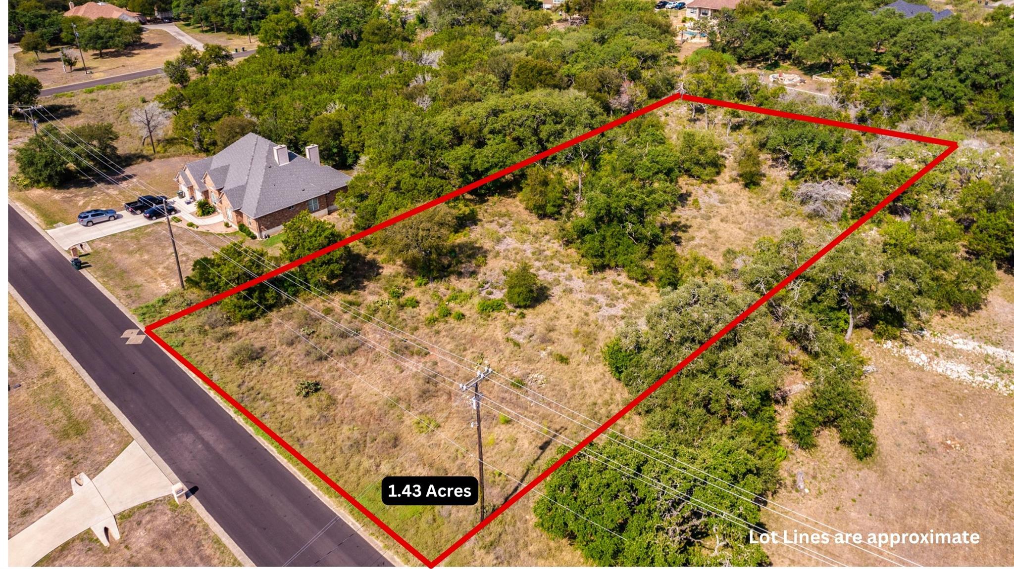 2722 Leslie Ln — photo 1