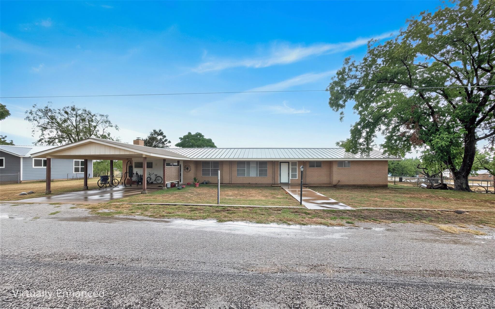 1205 W Haynie St — photo 1