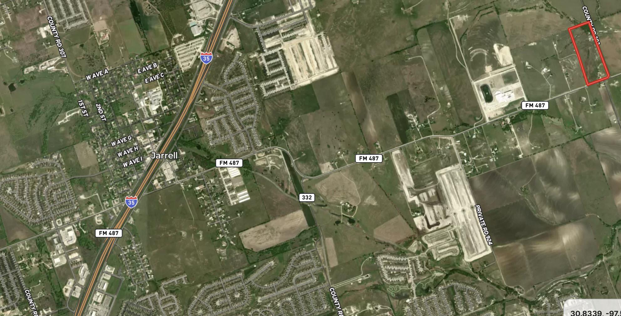 2833 E Fm 487 None — photo 1