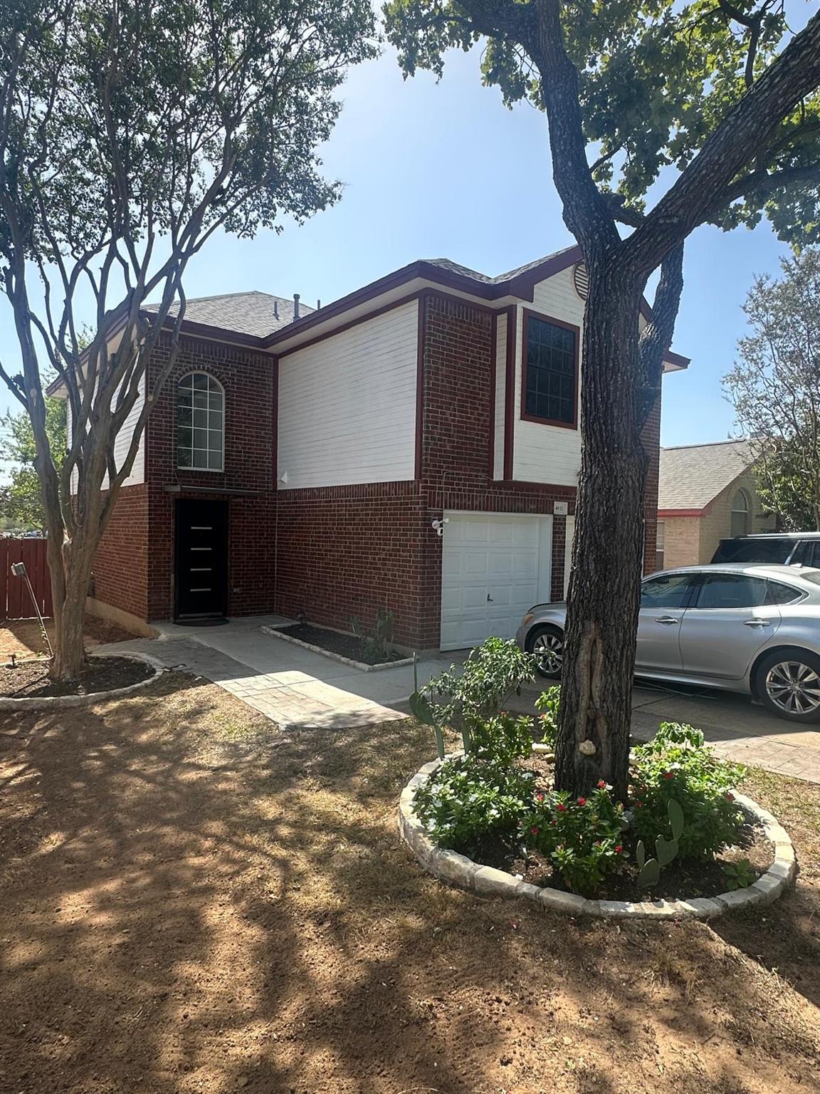 4611 E Castleman Dr — photo 1
