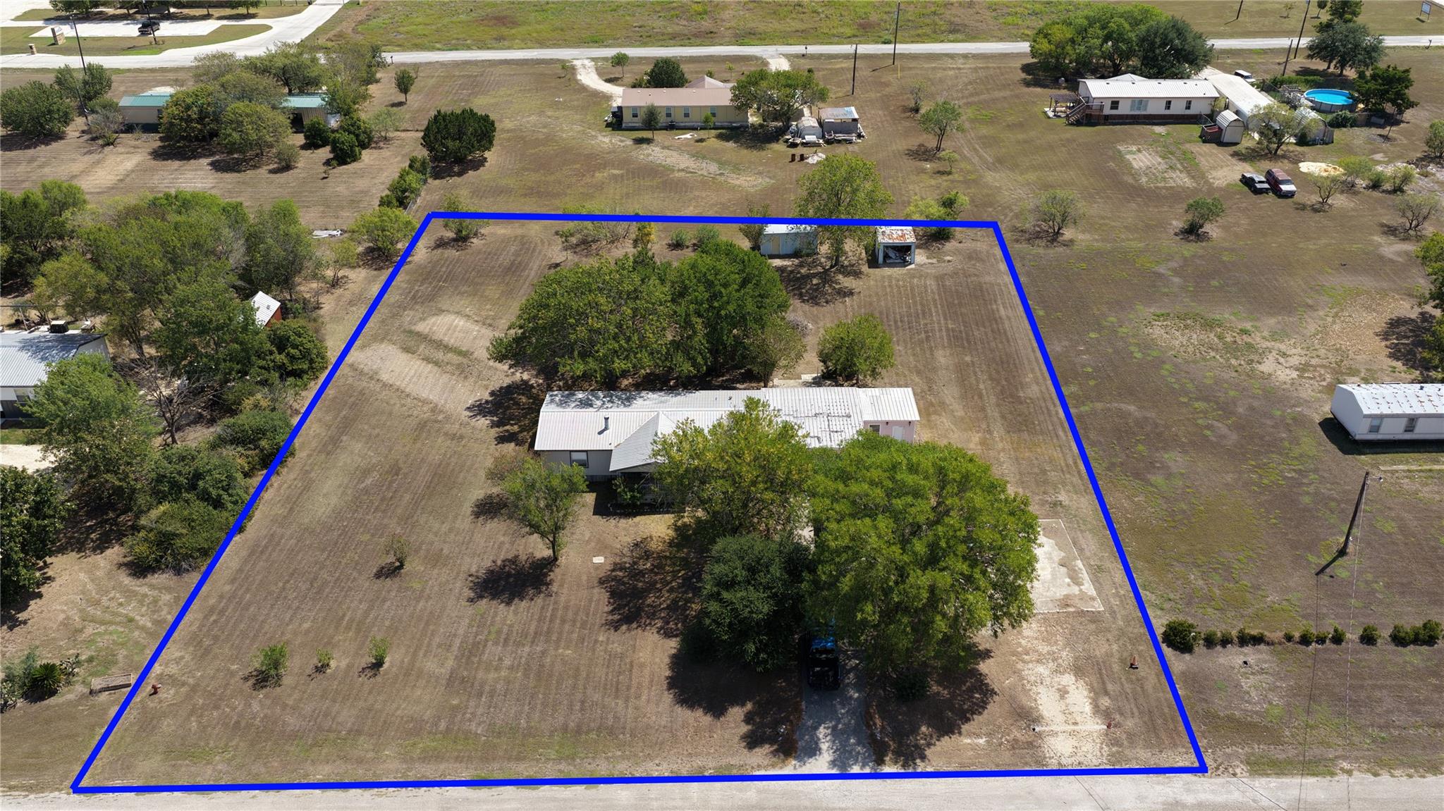 195 City View Dr — photo 1