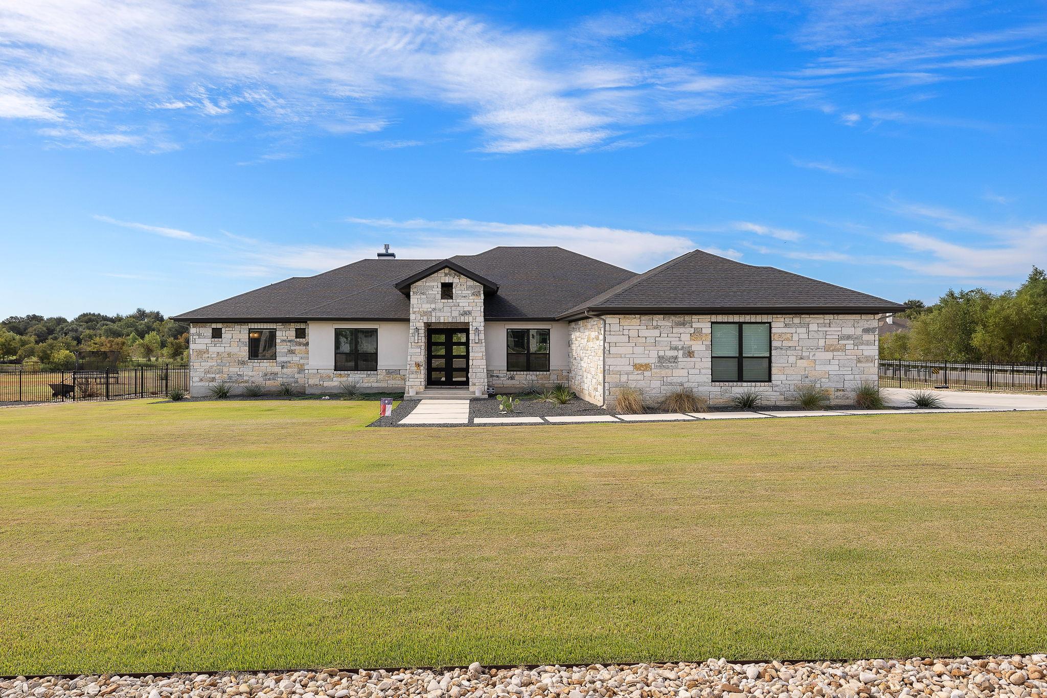 127 Lazy Creek Dr — photo 1