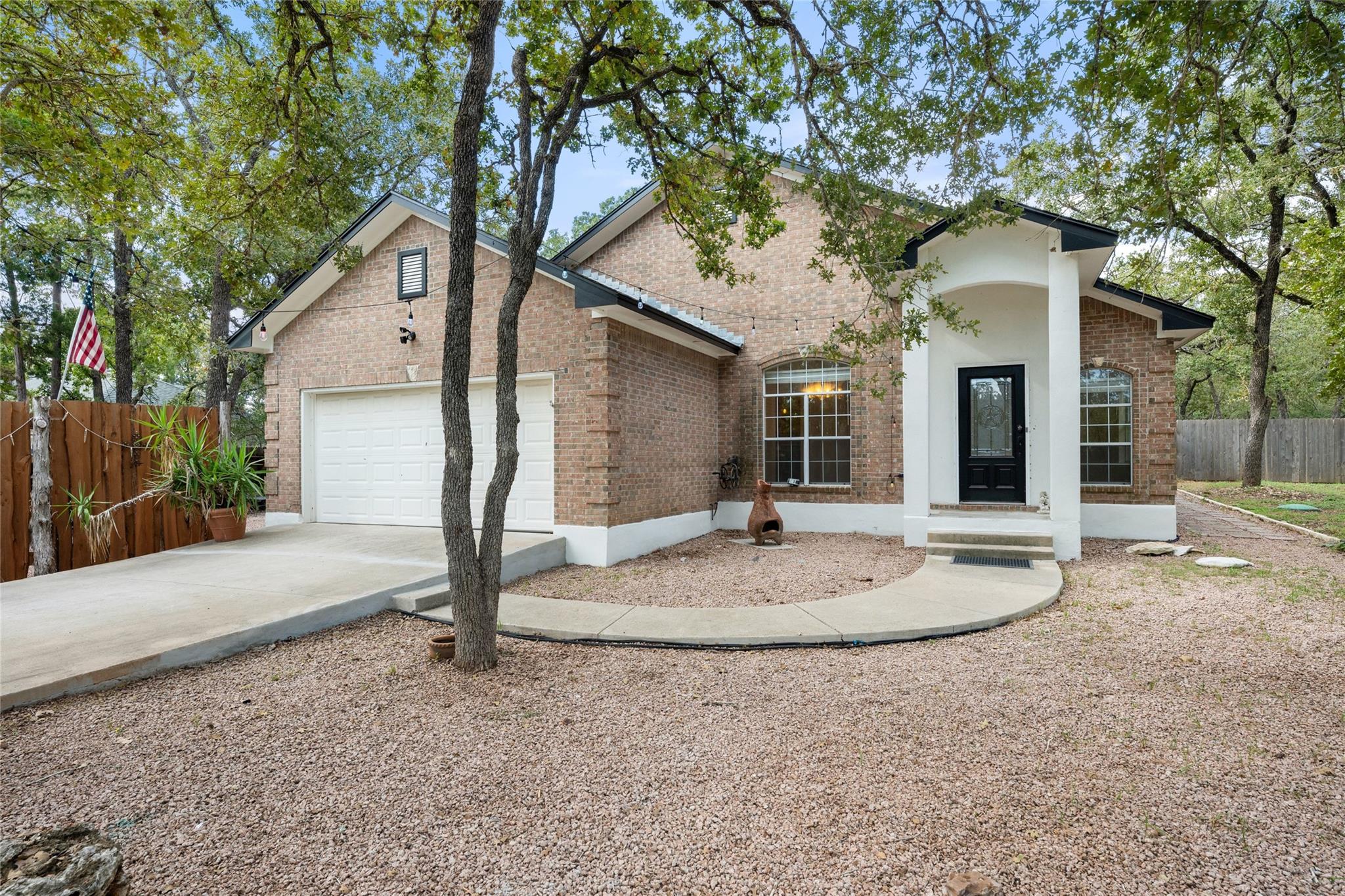 275 W Oak Loop — photo 1