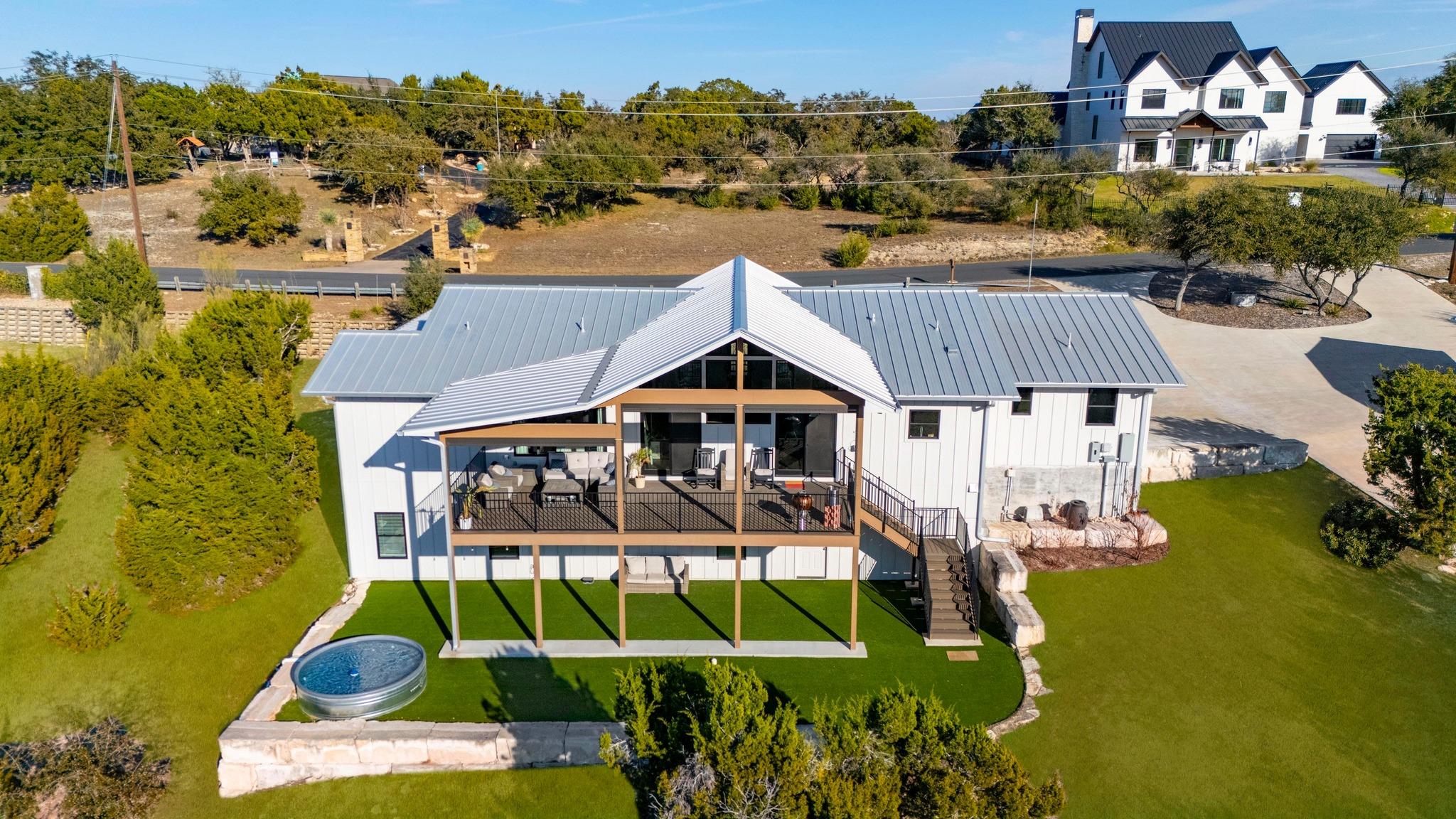 4408 Hennig Dr — photo 1