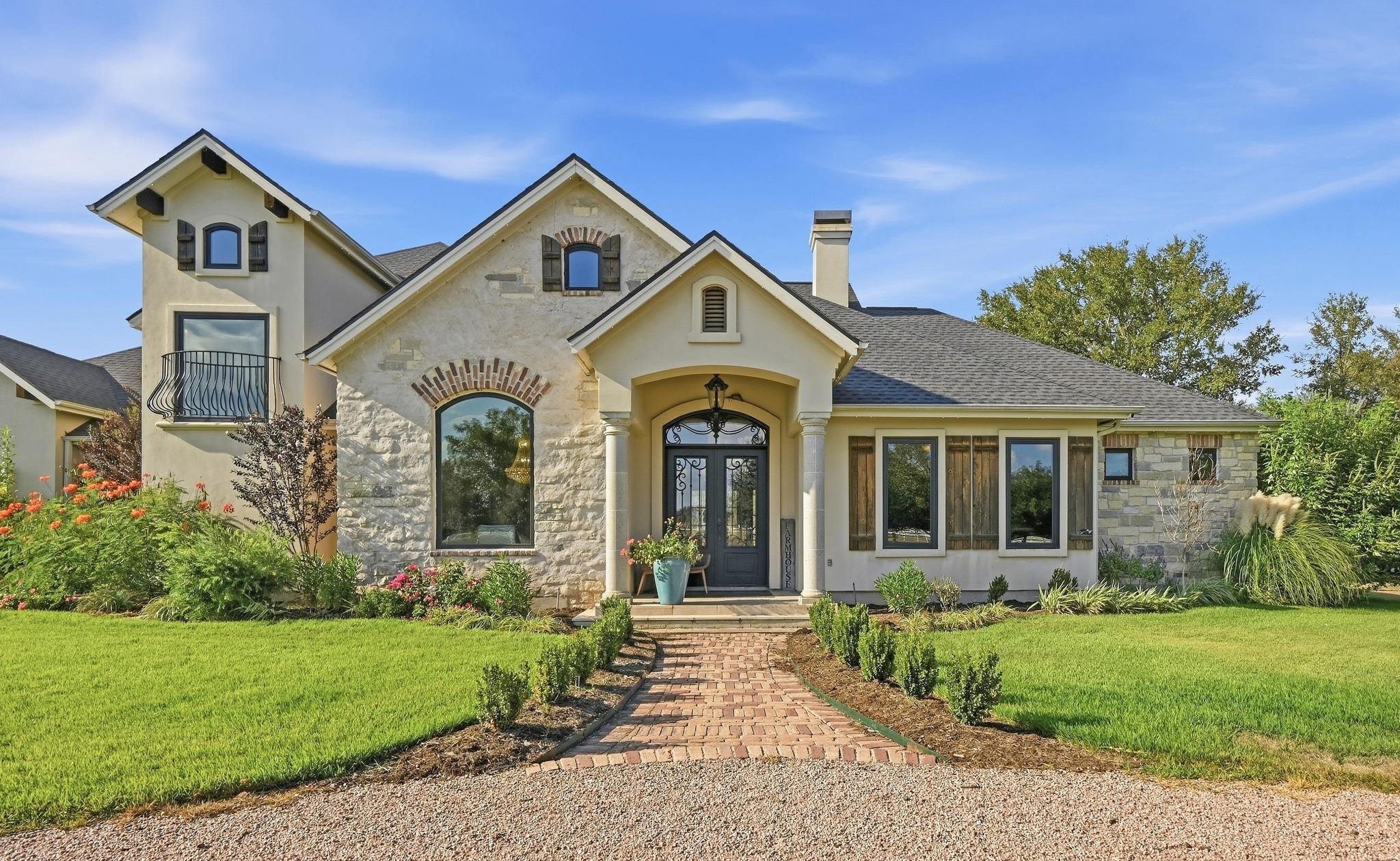 450 Colorado Dr — photo 1