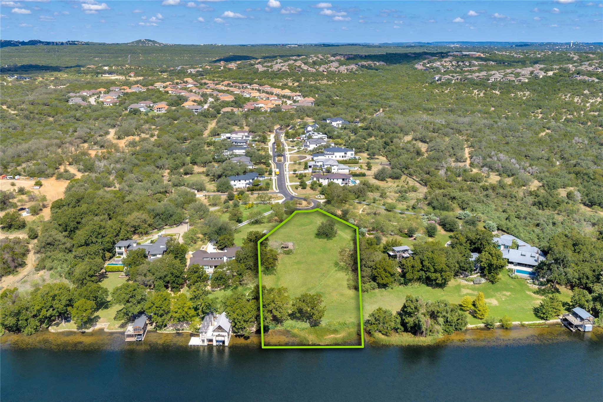 924 Cypress Grove Dr — photo 1
