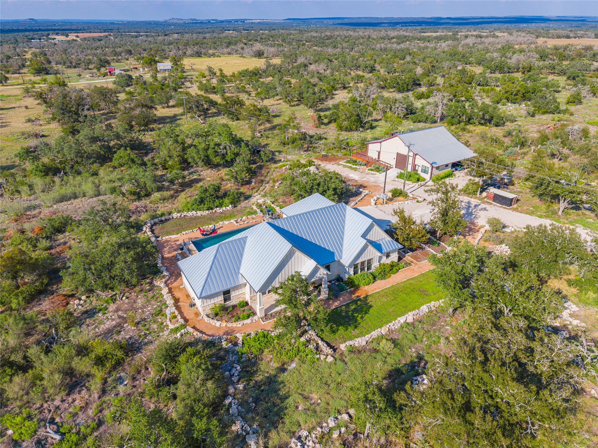 2840 N Grape Creek Rd — photo 1