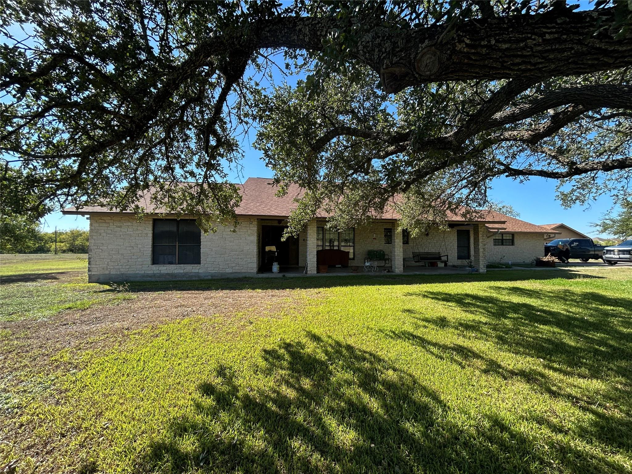 21208 Greenridge Dr — photo 1
