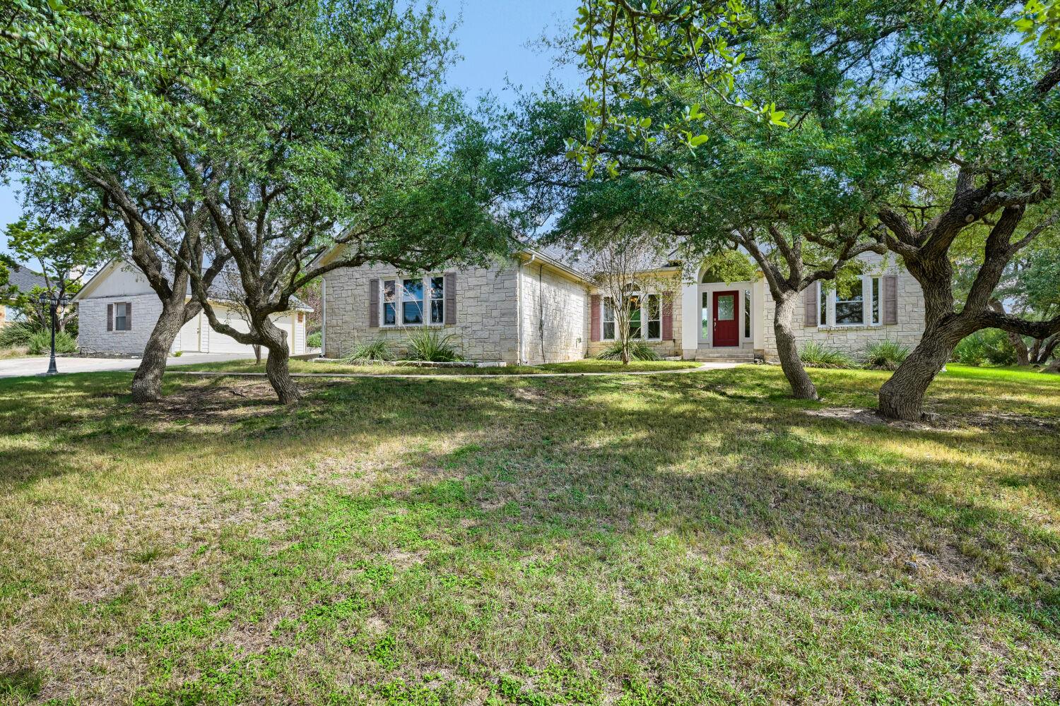 1049 Sunset Canyon Dr S — photo 1