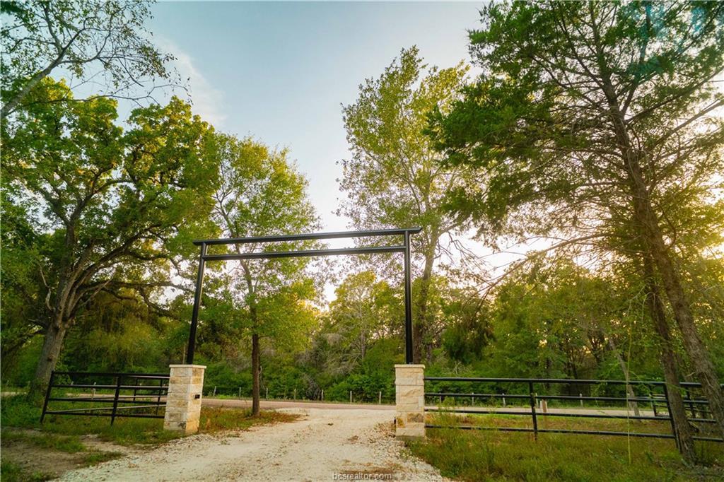 12504 Red Hill Rd — photo 1