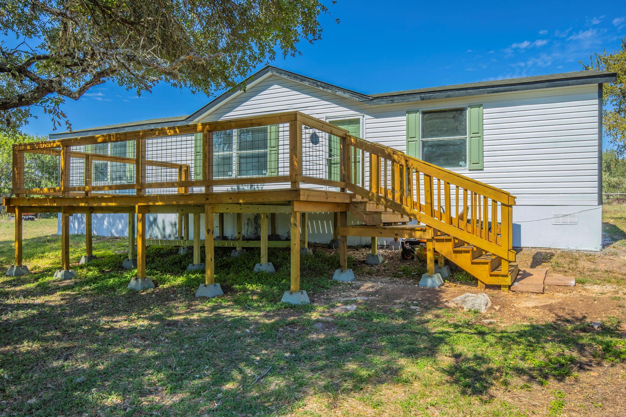1145 Wayne Ridge Dr — photo 1