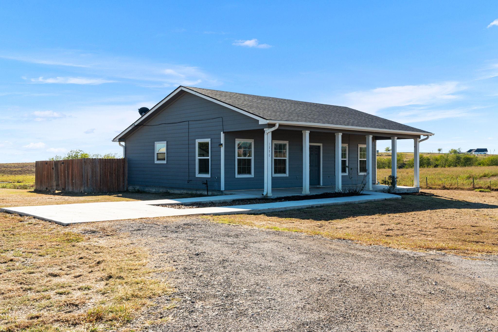 7590 Fm-112 None — photo 1