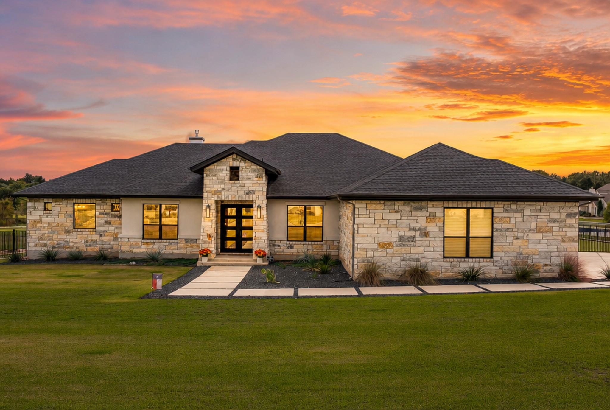 127 Lazy Creek Dr — photo 1