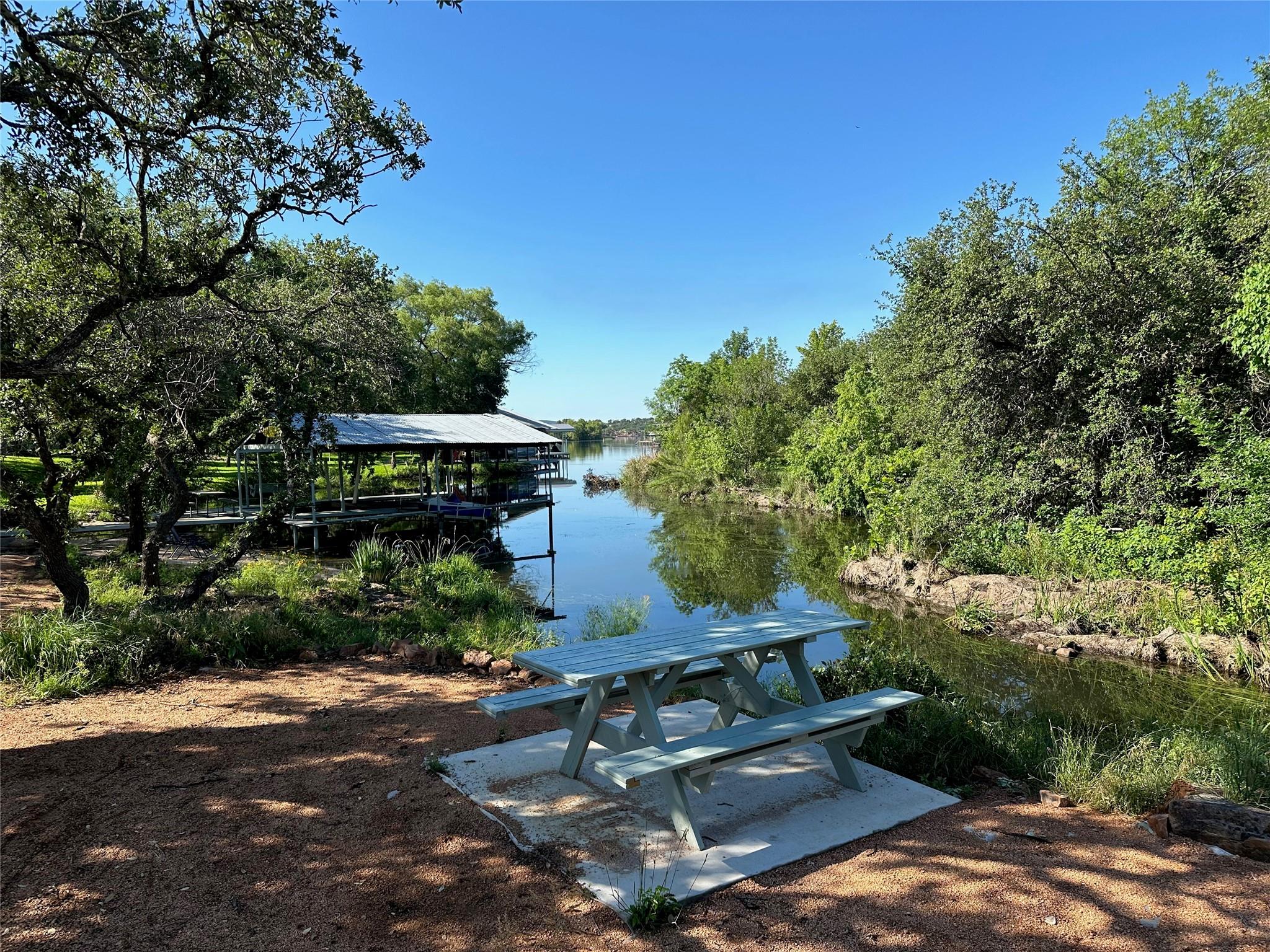 188 Clear Creek Dr — photo 1
