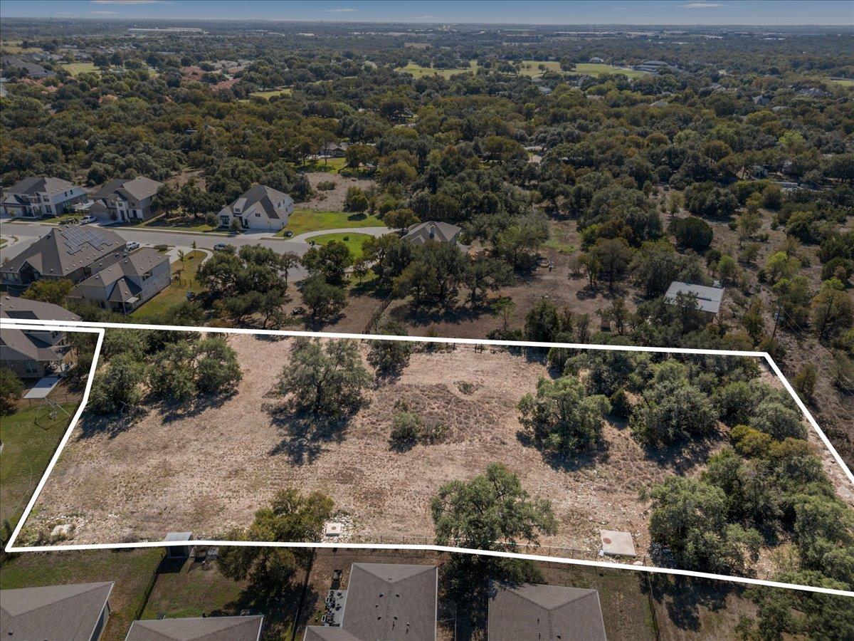 110 Stately Oak Dr — photo 1