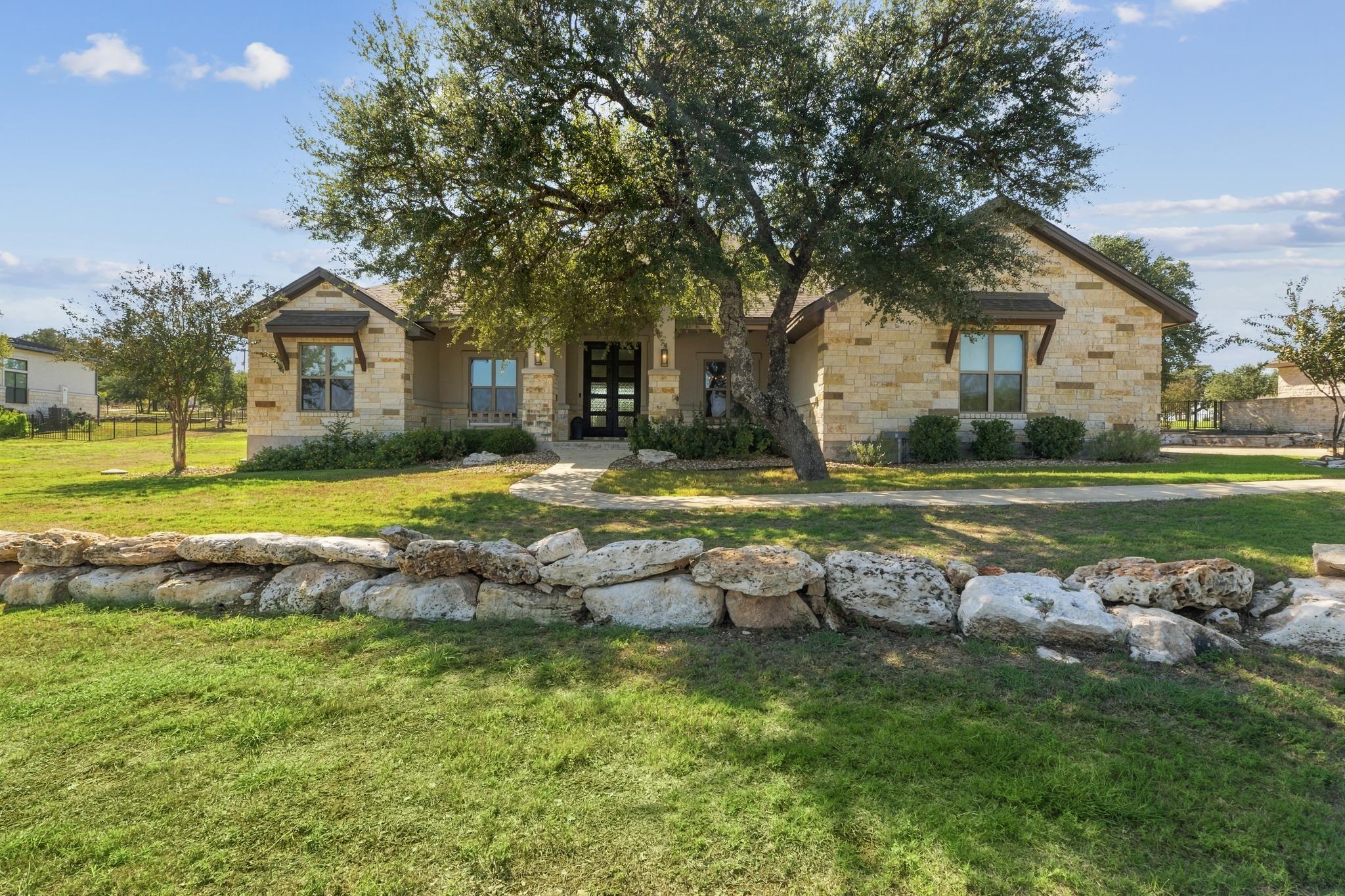 1209 Eagle Point Dr — photo 1