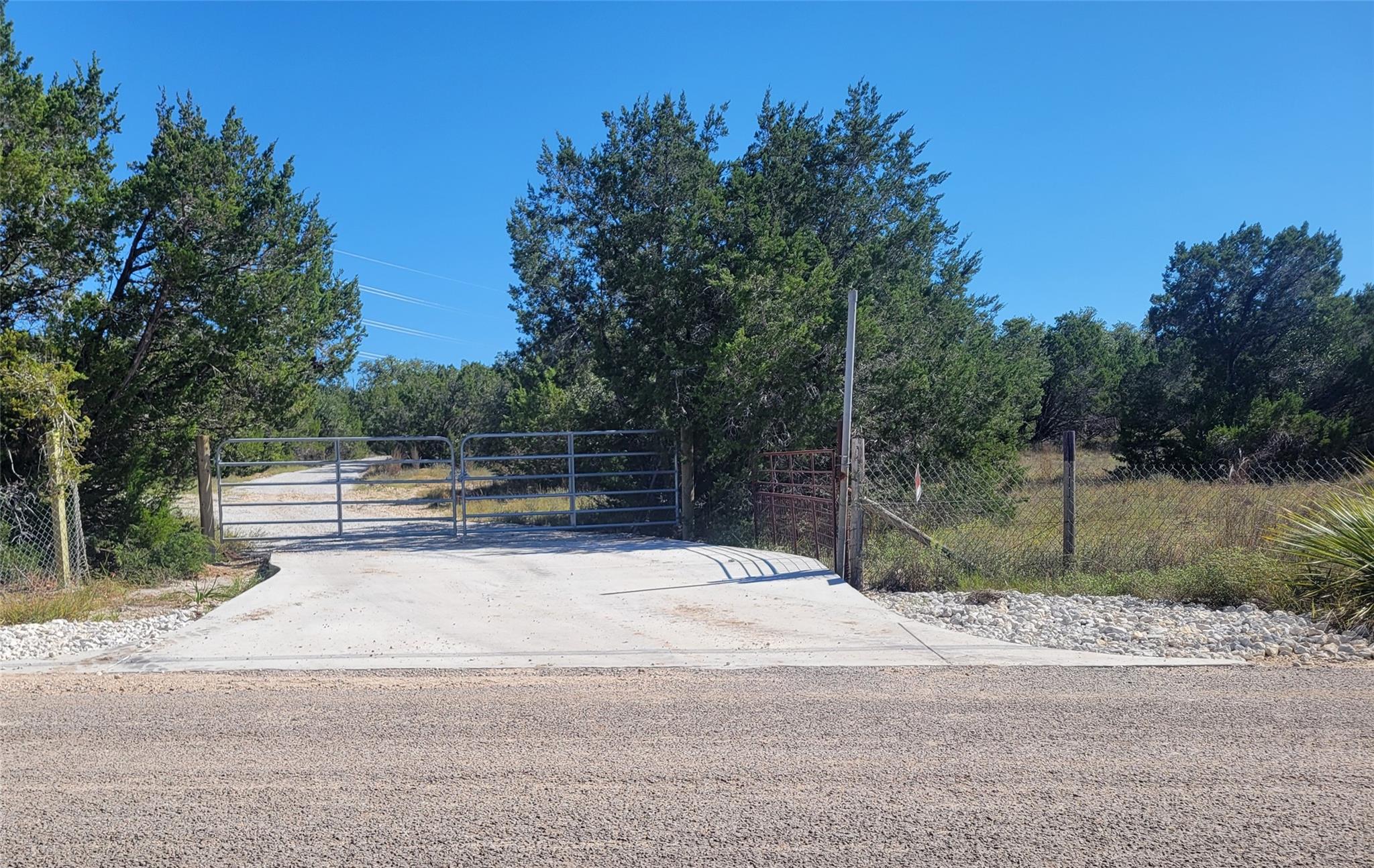 640 Bonita Dr — photo 1