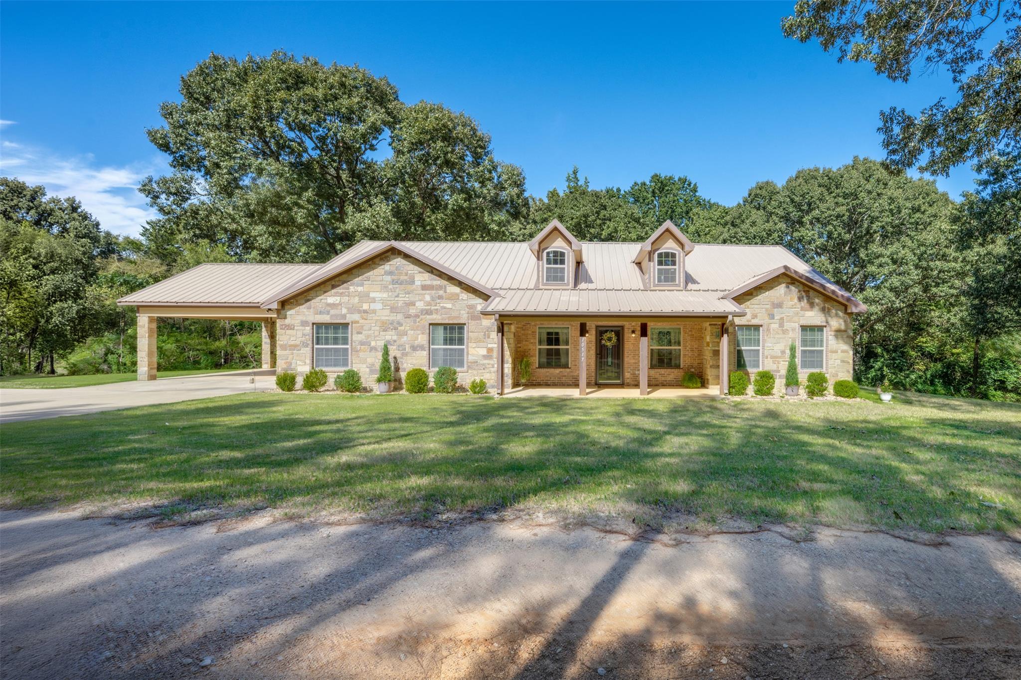 10517 CR 4101 None — photo 1