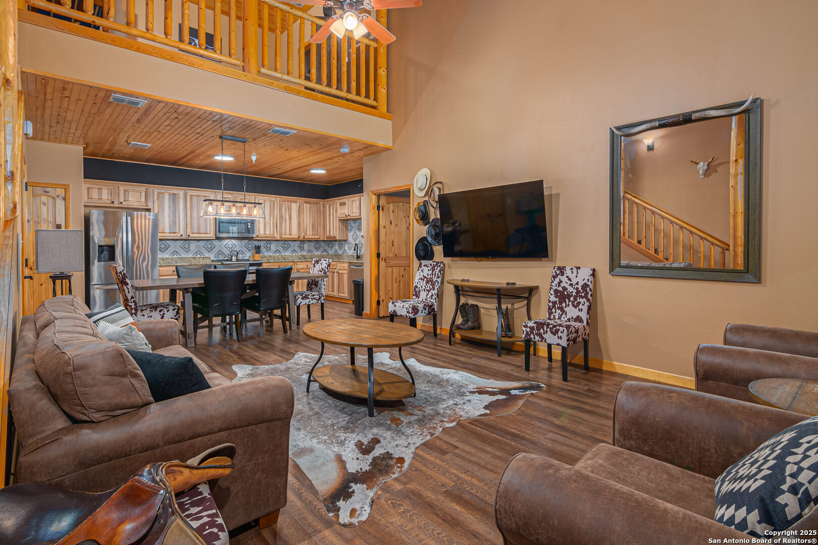 1554 Gruene Rd — photo 1