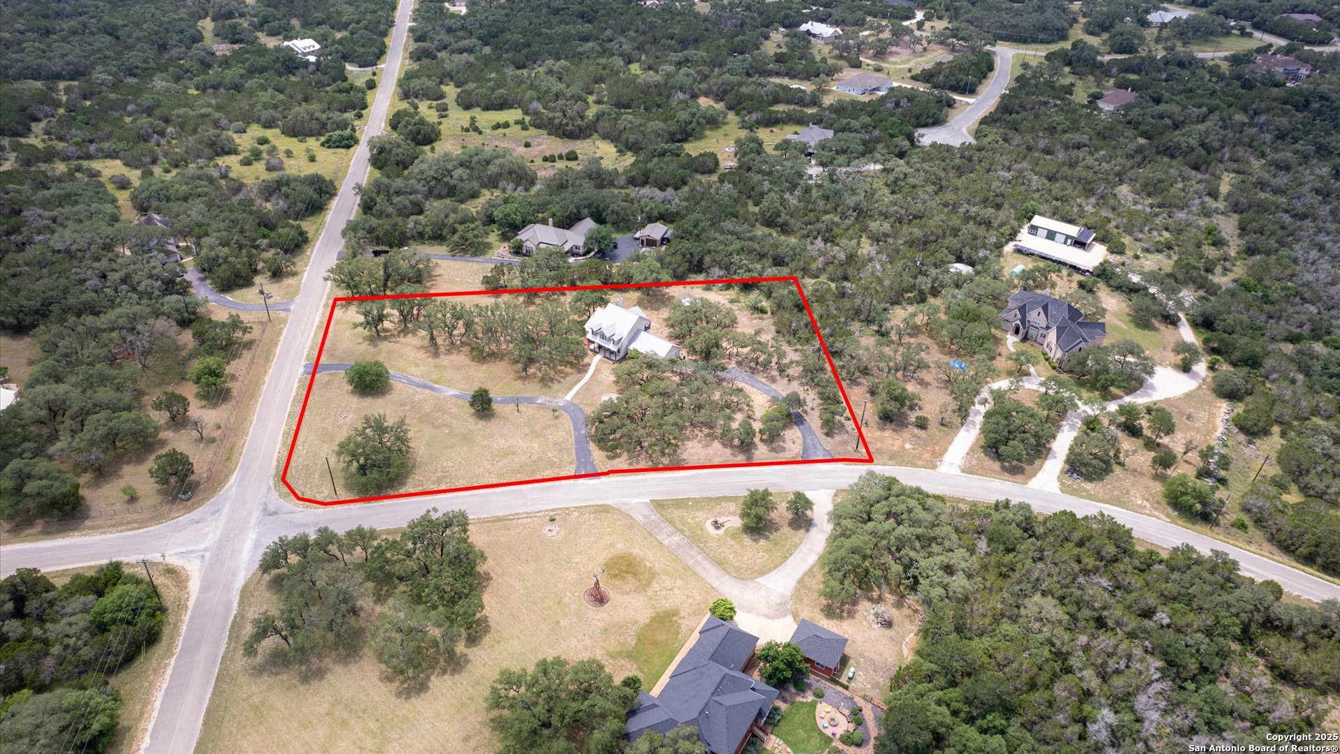 279 Pin Oak — photo 1
