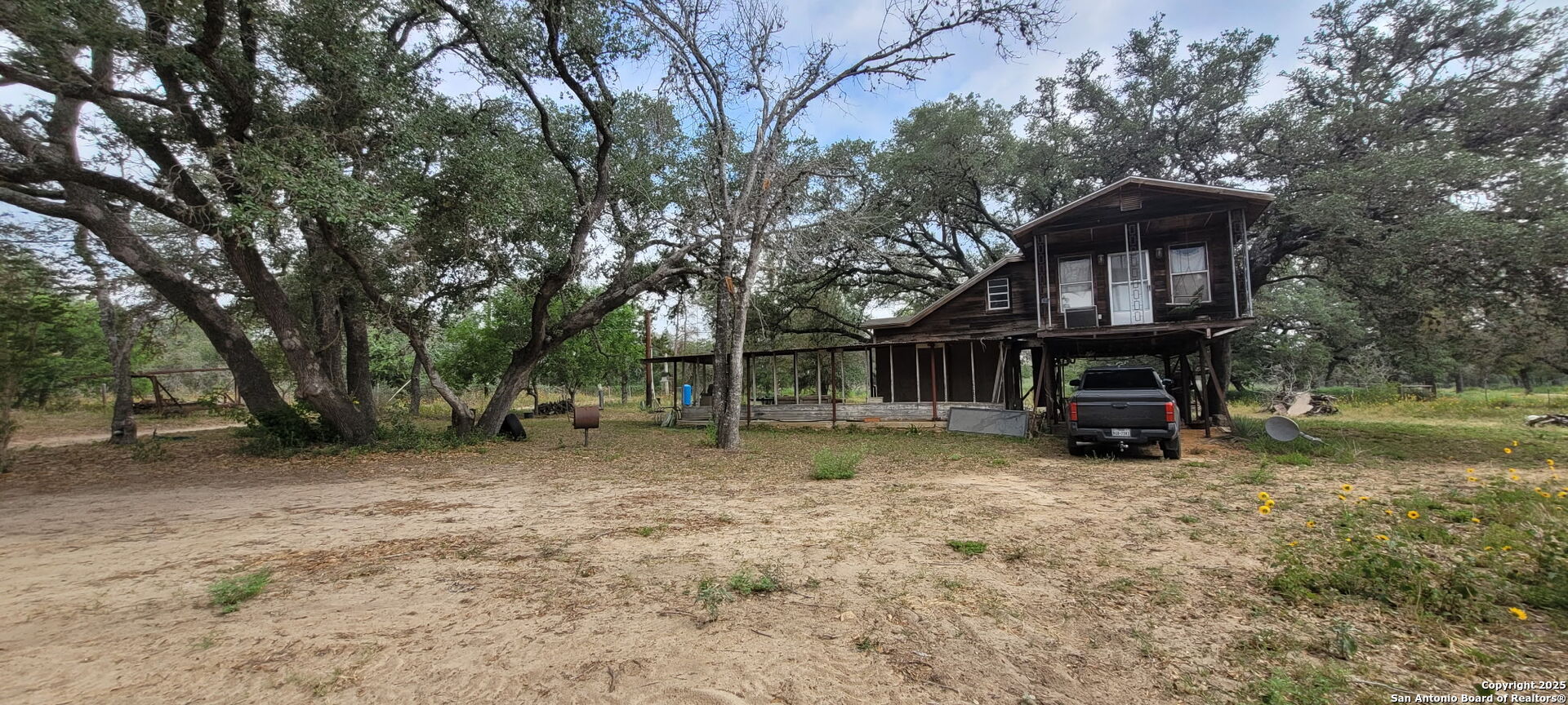 1226 Martha — photo 1