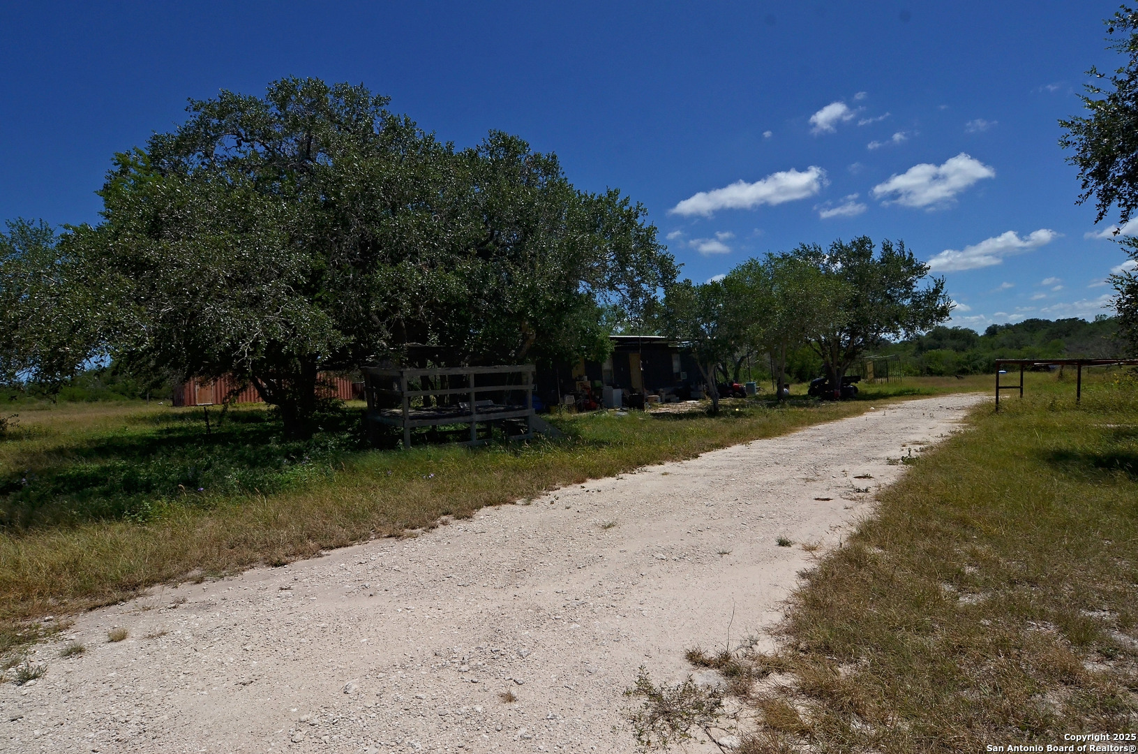 1641 Charco — photo 1