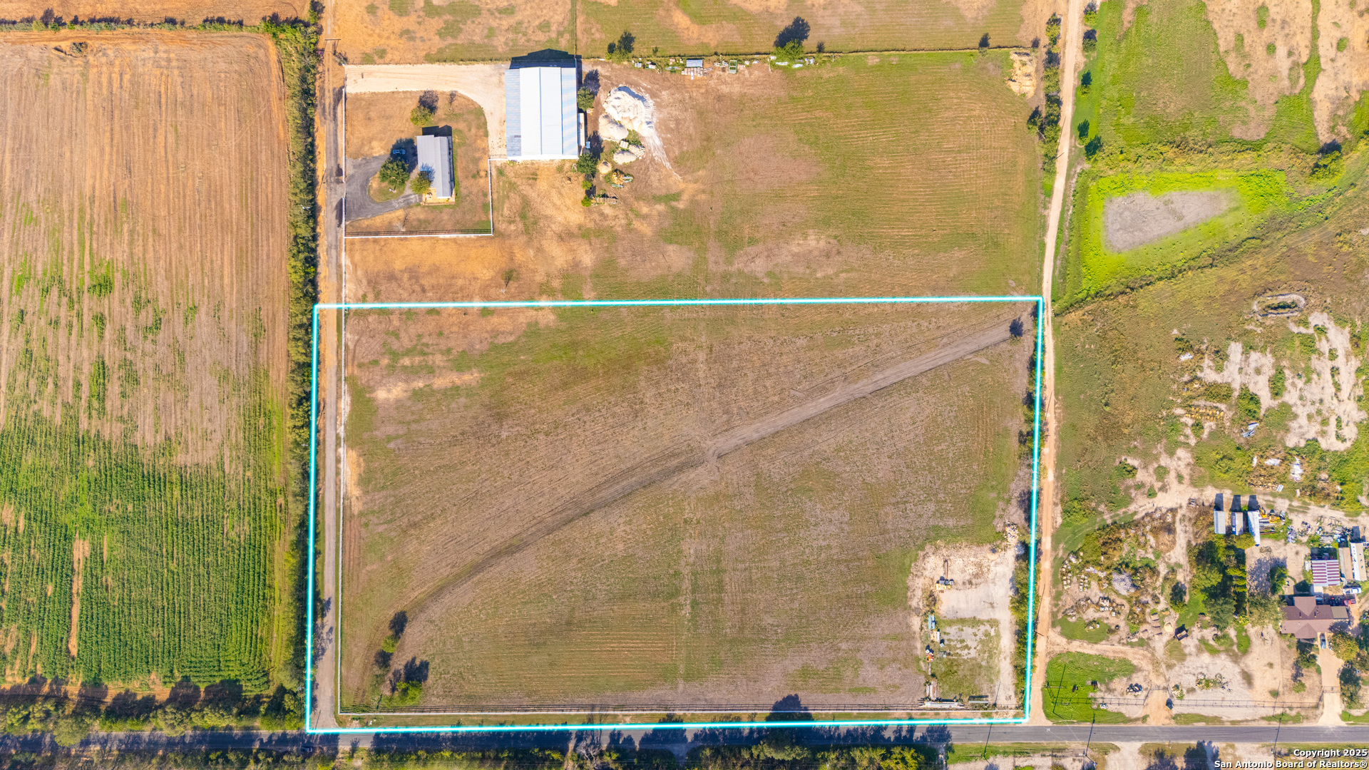 11706 Kinney Rd — photo 1