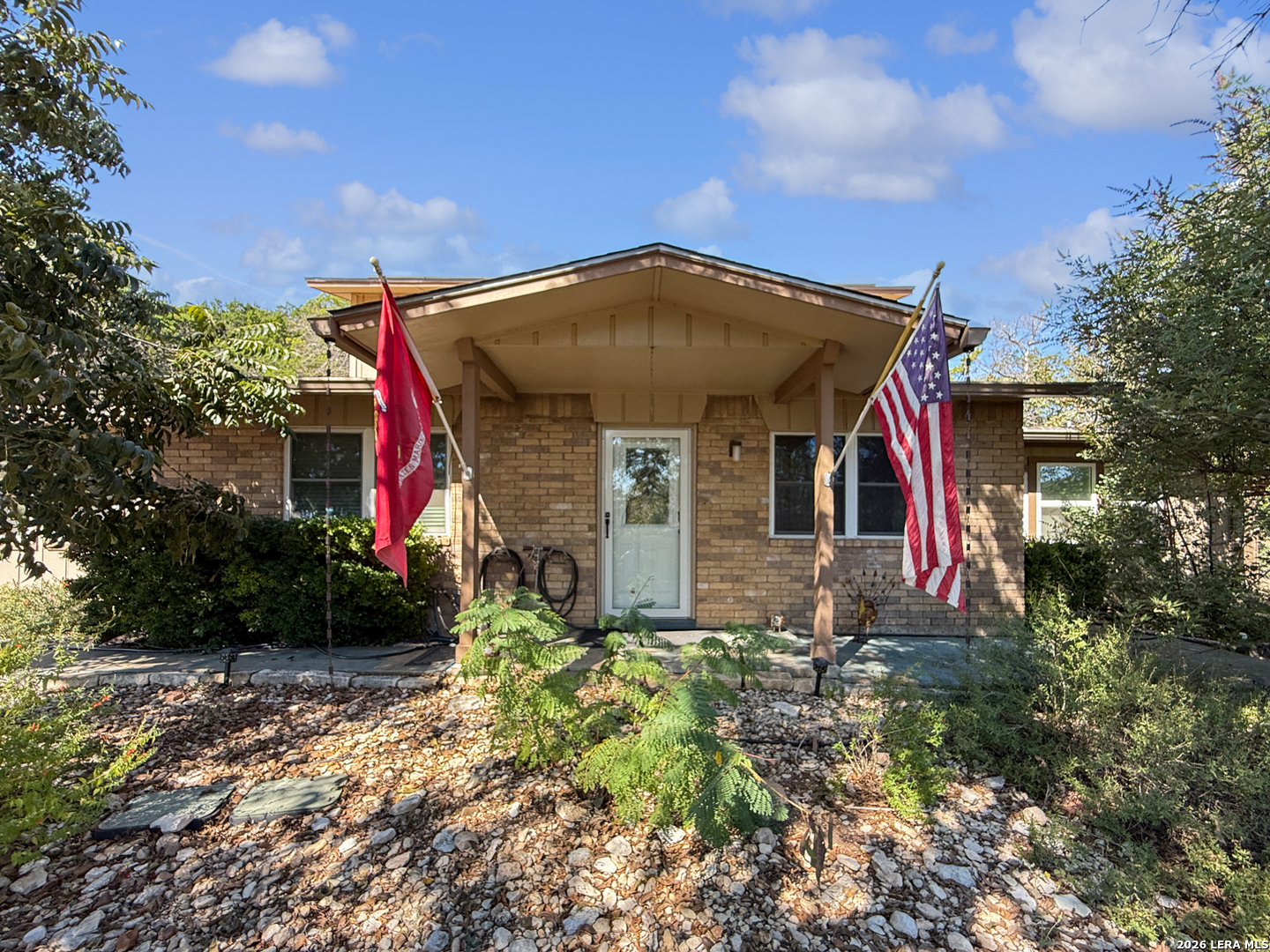 1406 Harper Rd — photo 1