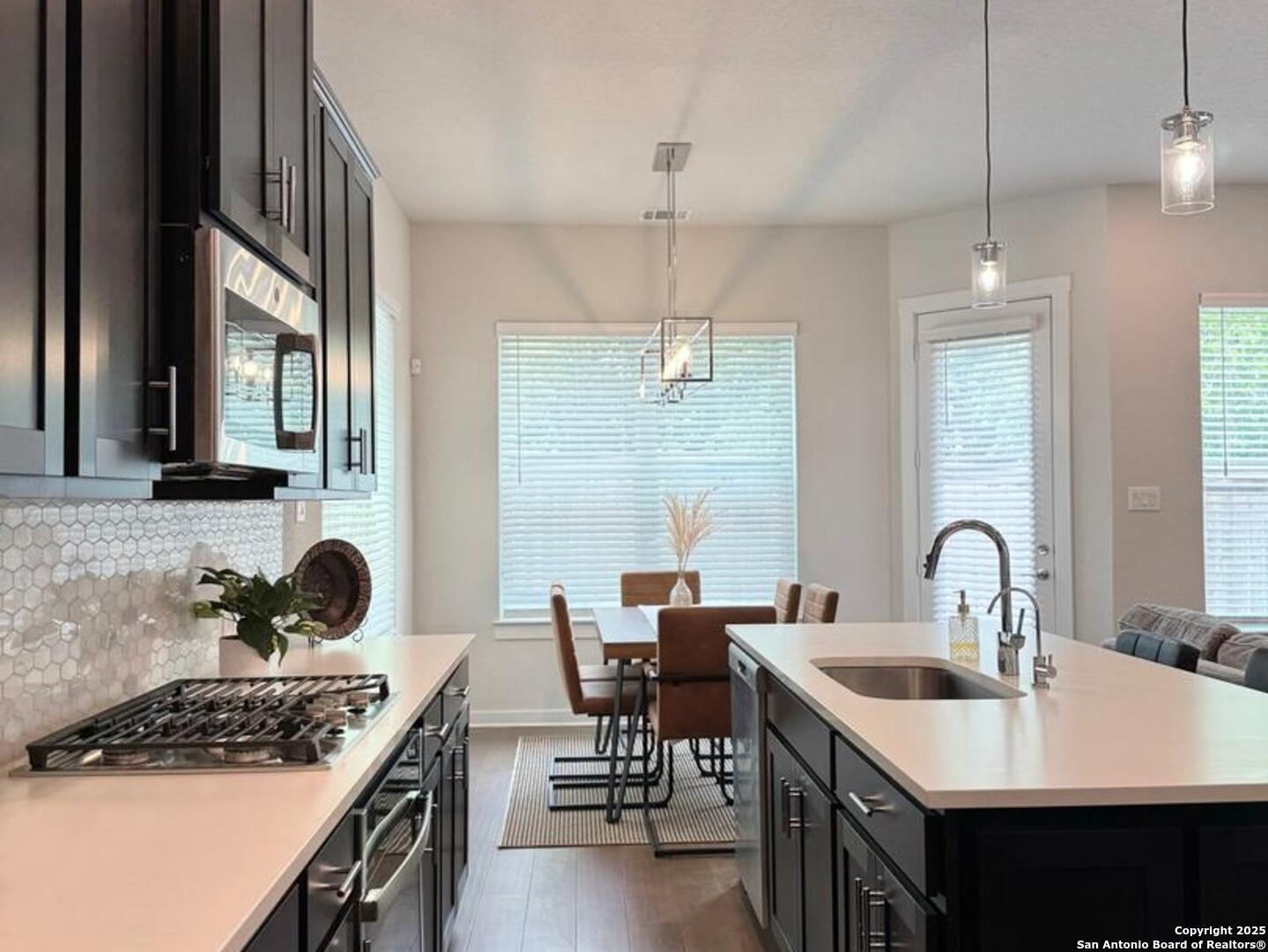 5843 Whitby Rd — photo 1