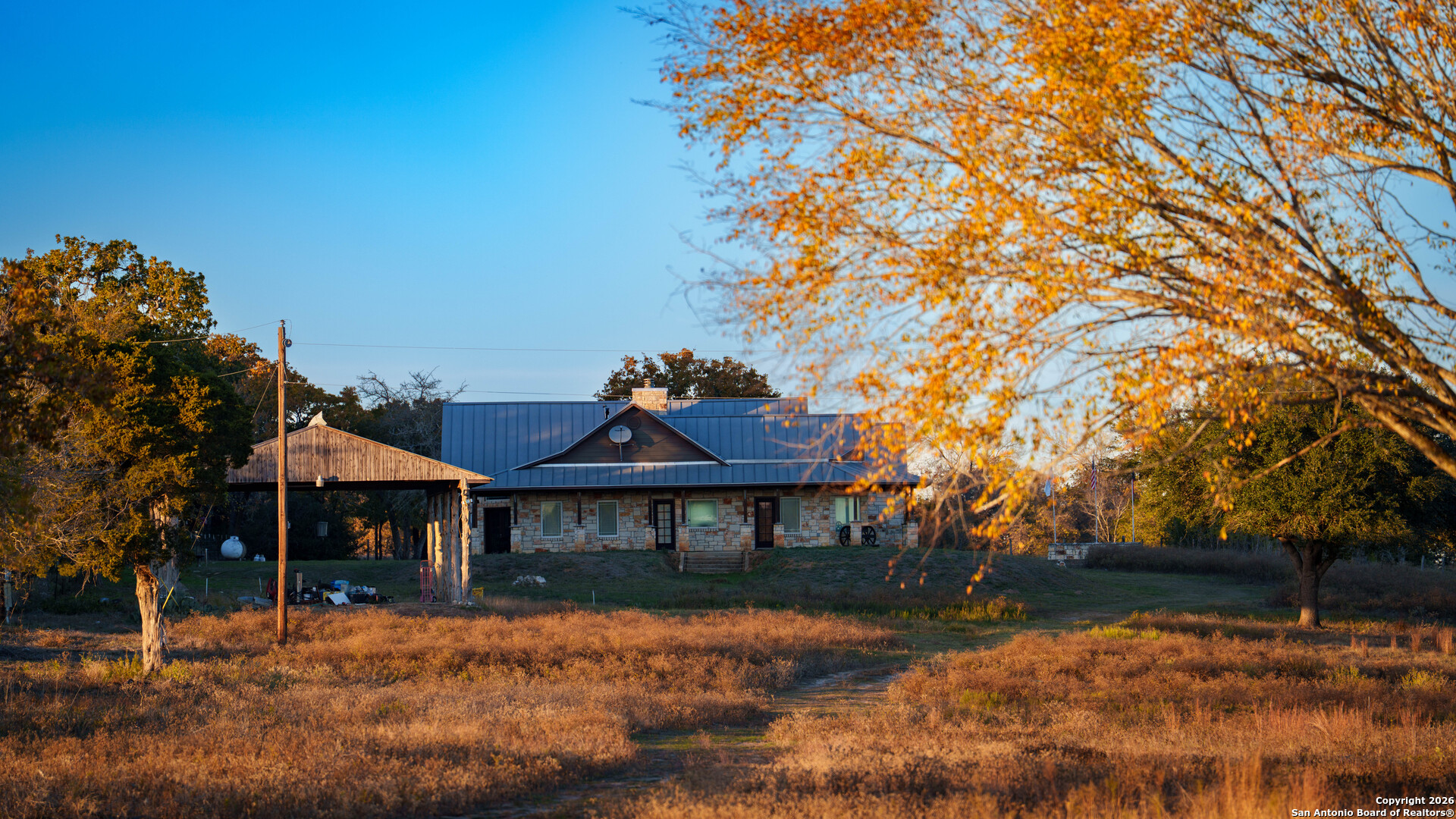 Photo 4