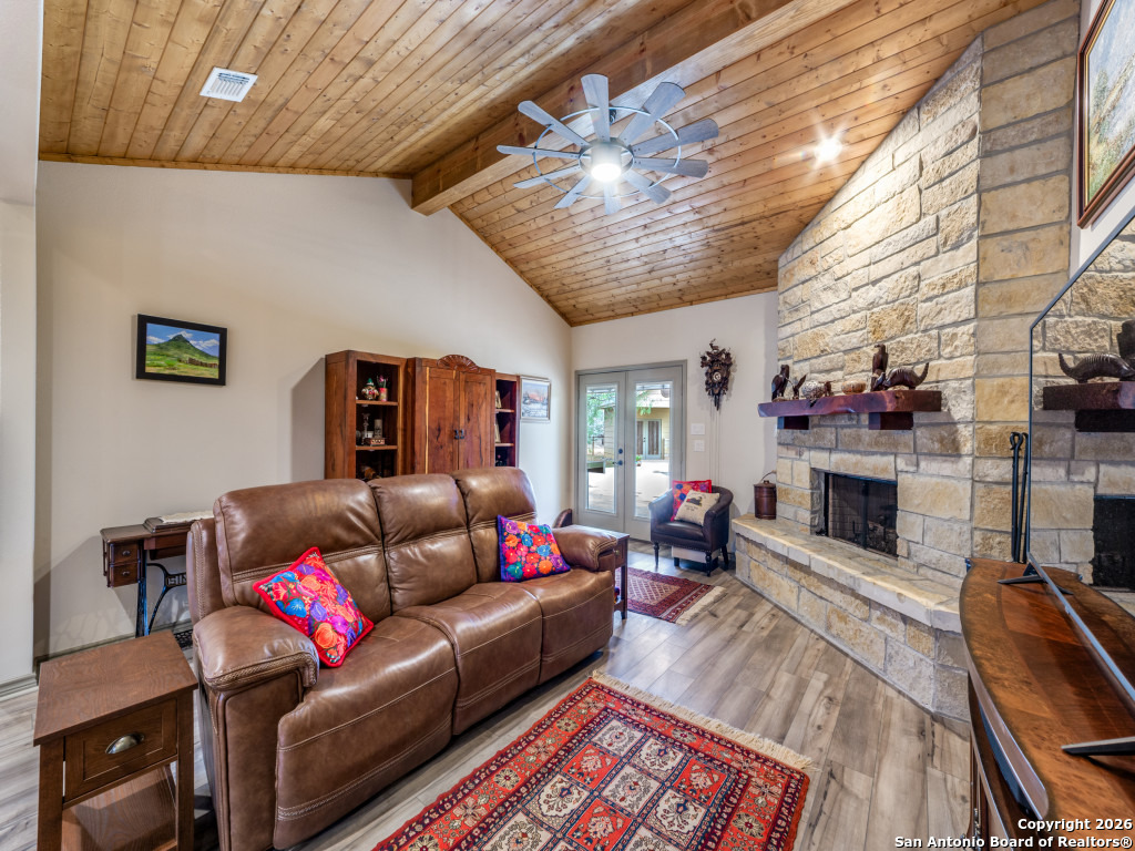 6472 Bluntzer Rd — photo 1