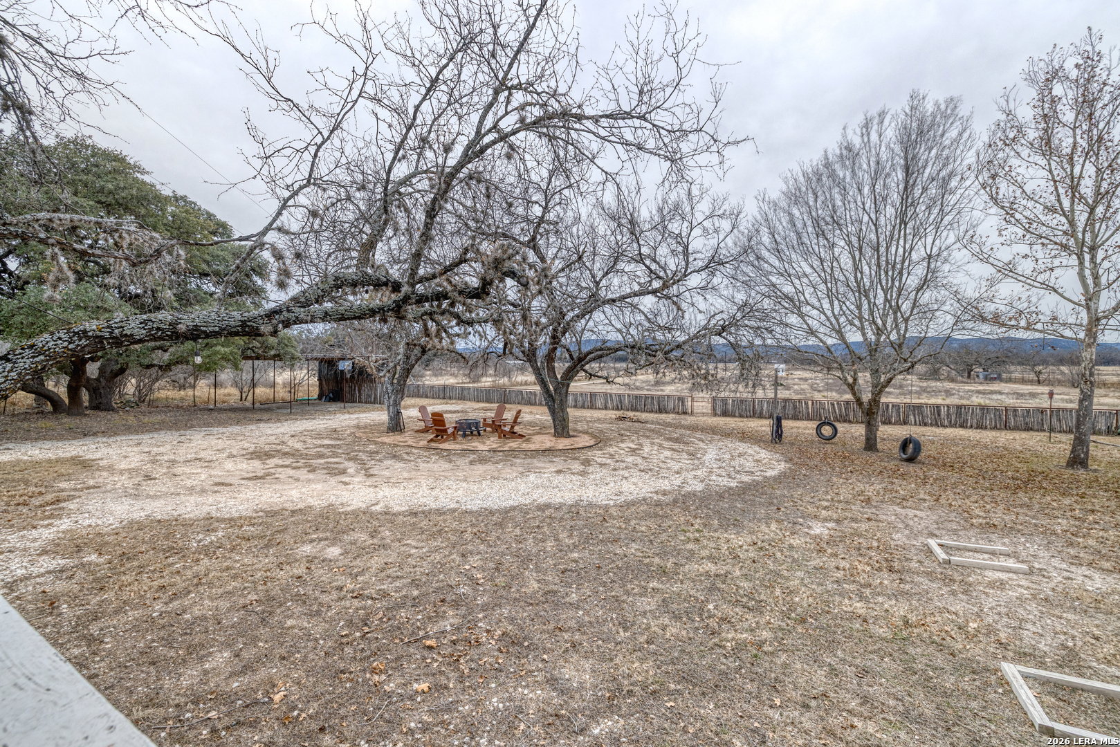 1674 Flat Rock — photo 1