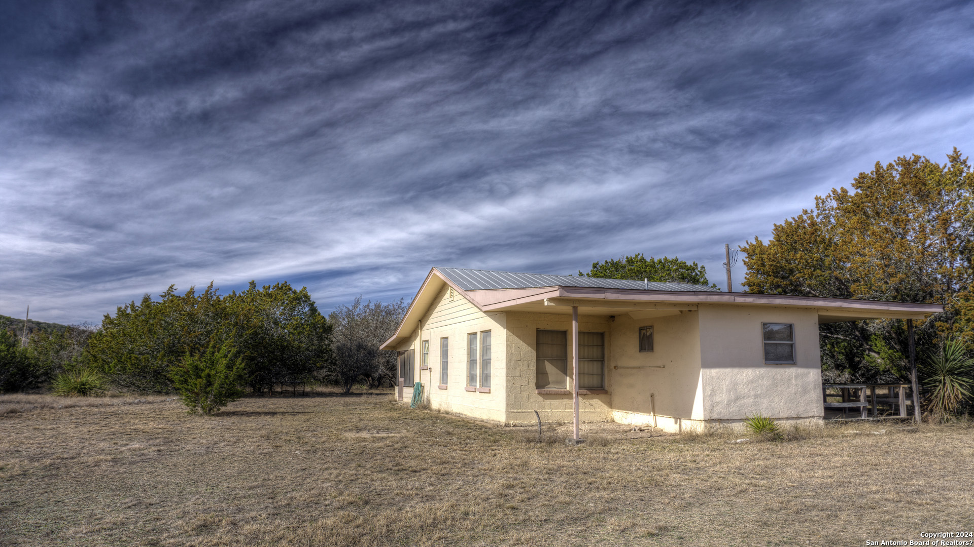 22 Squirrel Bend — photo 1