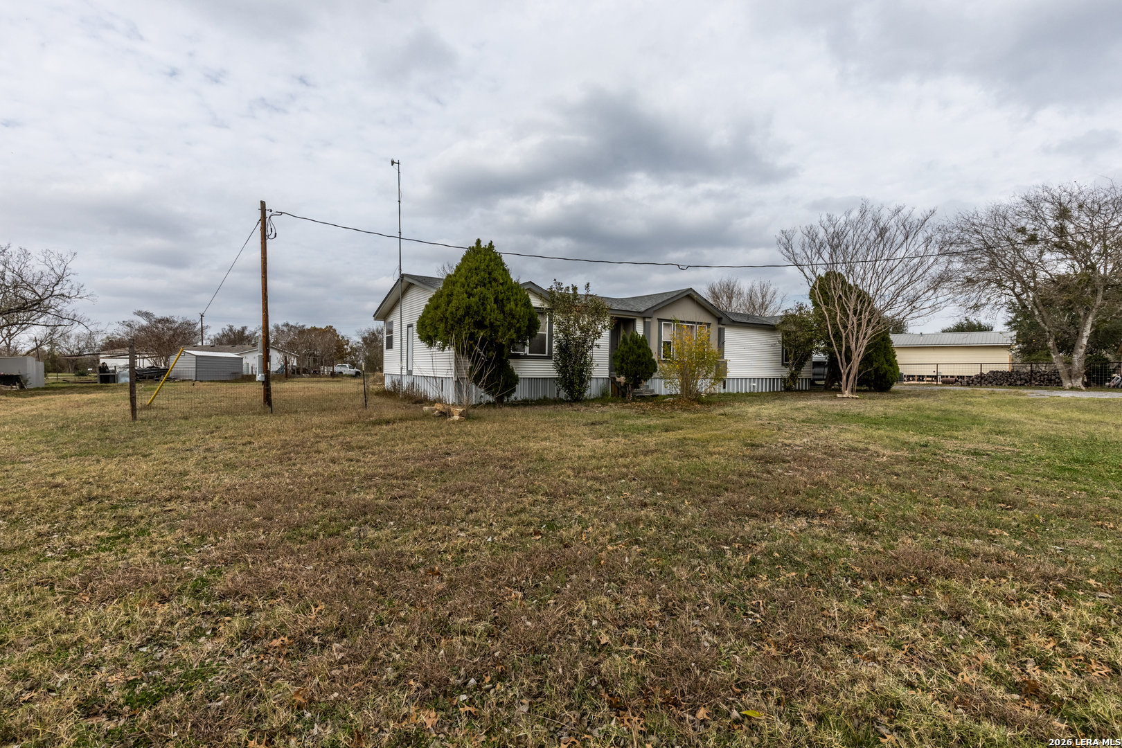 5526 FM 20 — photo 1