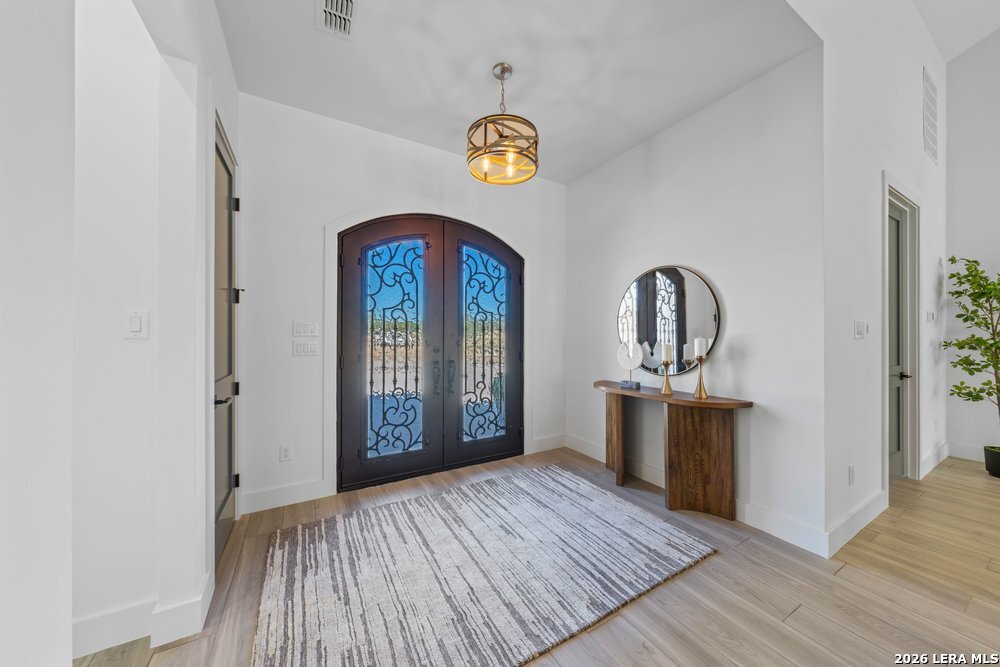 877 Annabelle Ave — photo 1