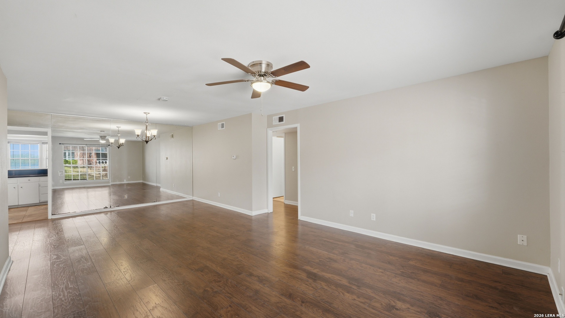 7500 Callaghan — photo 1
