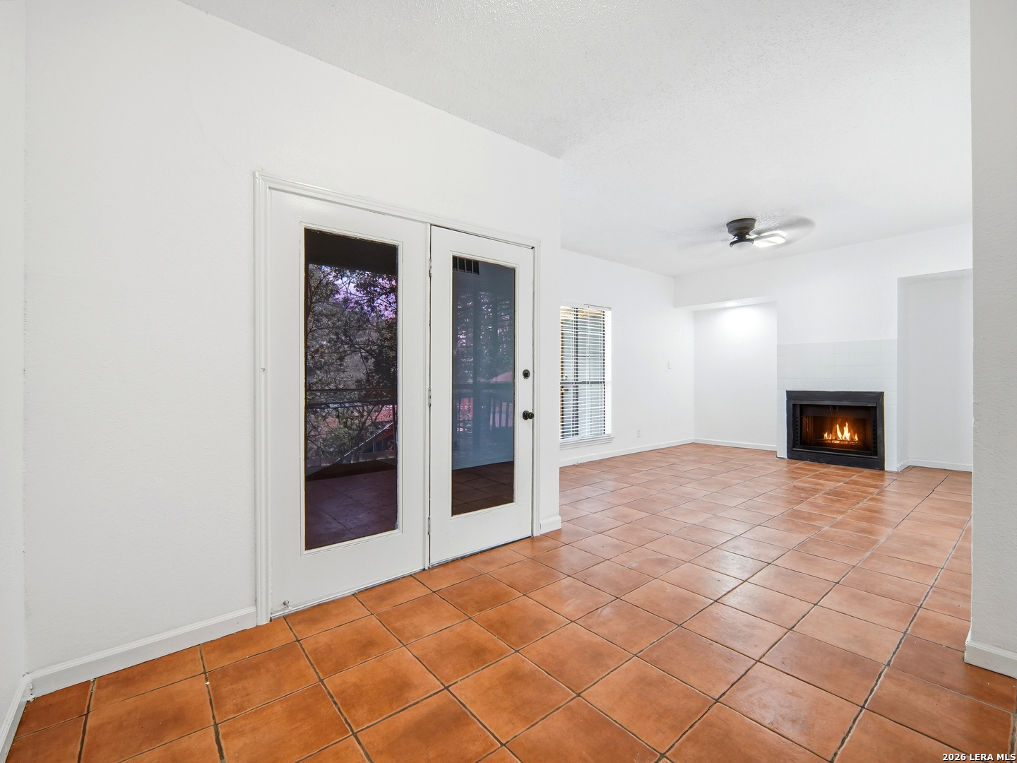 6100 Woodlake Pkwy — photo 1