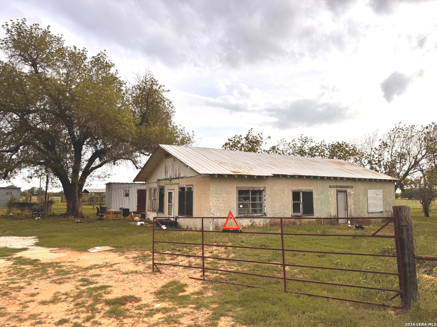1115 County Road 669 — photo 1