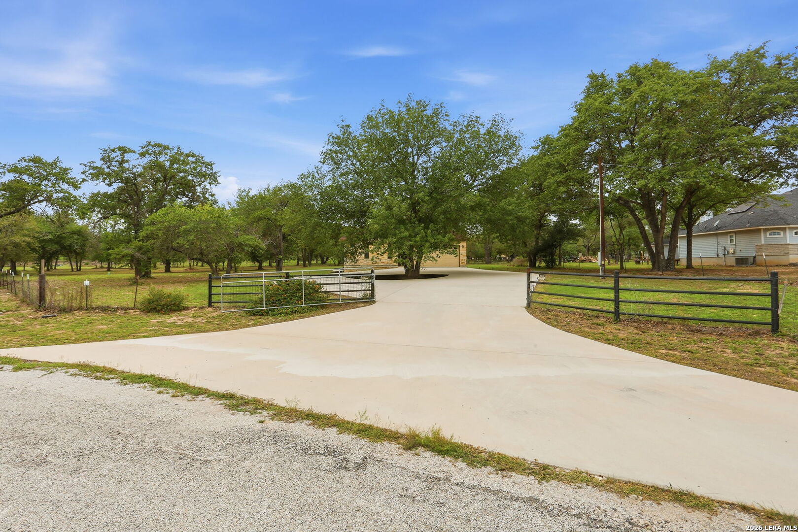 306 County Road 6876 — photo 1