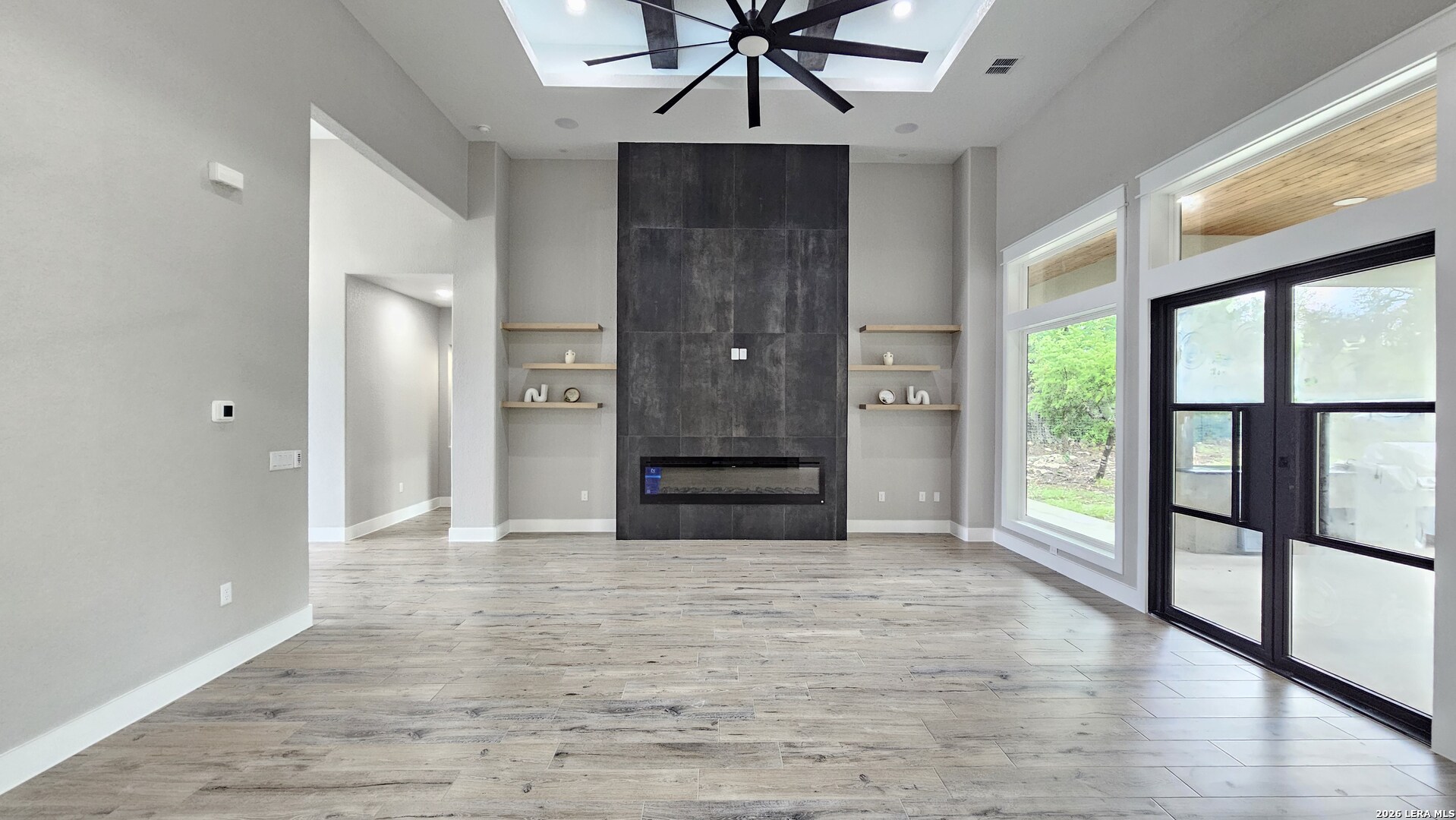 612 Cross Oak — photo 1