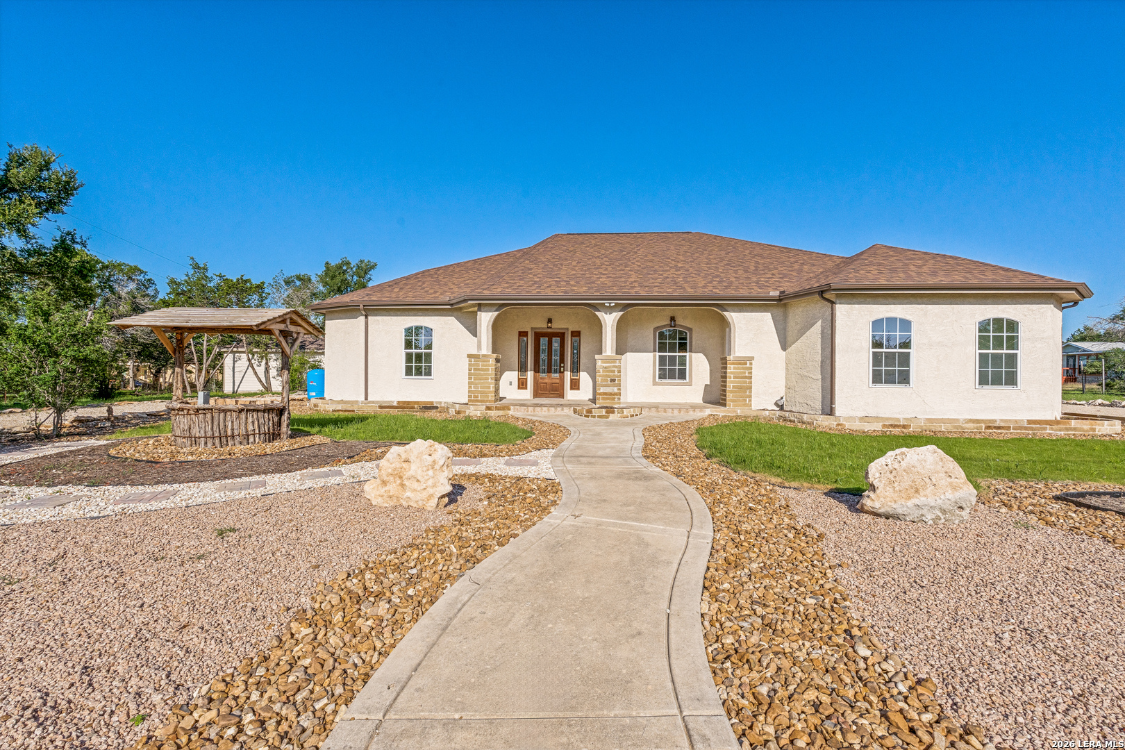 72 Jana Ln — photo 1