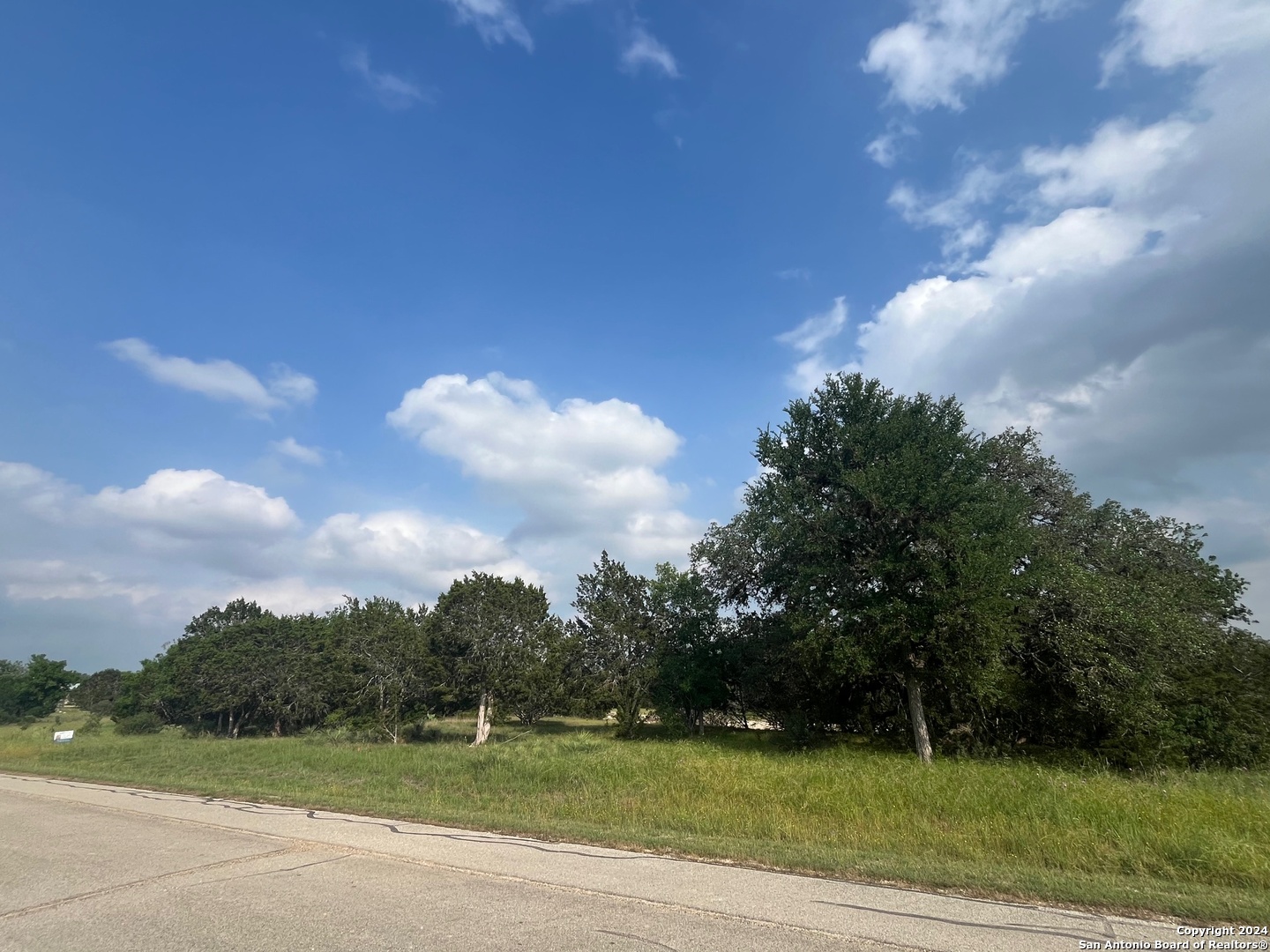 25 Vaquero — photo 1
