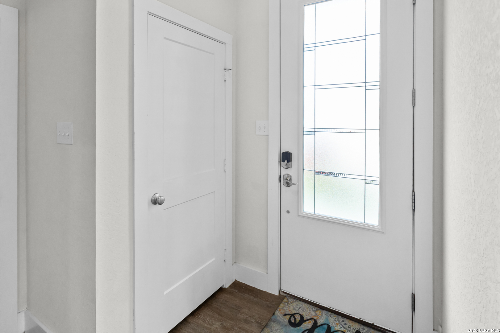 230 Topaz — photo 1