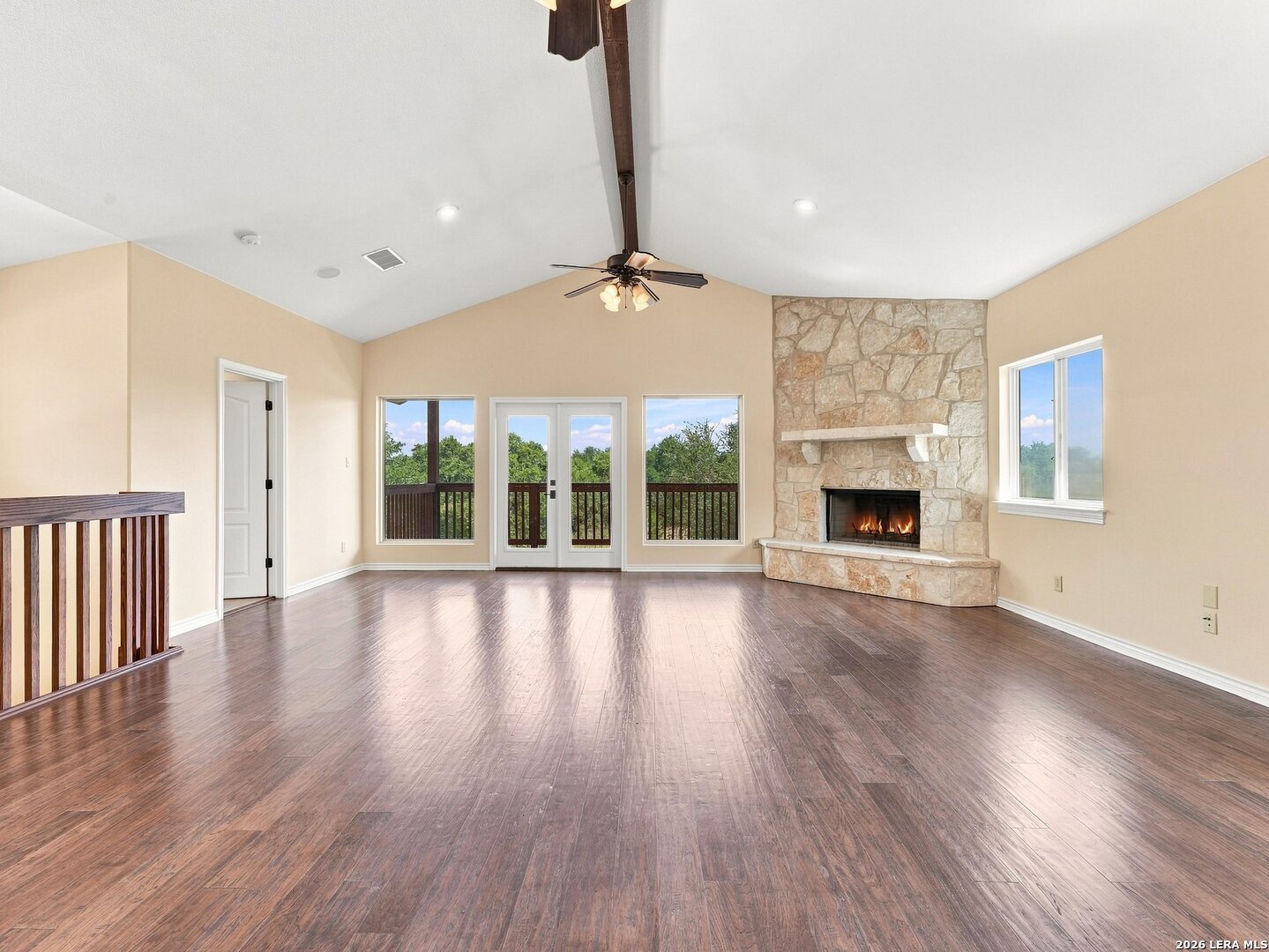 114 Cave Cir — photo 1